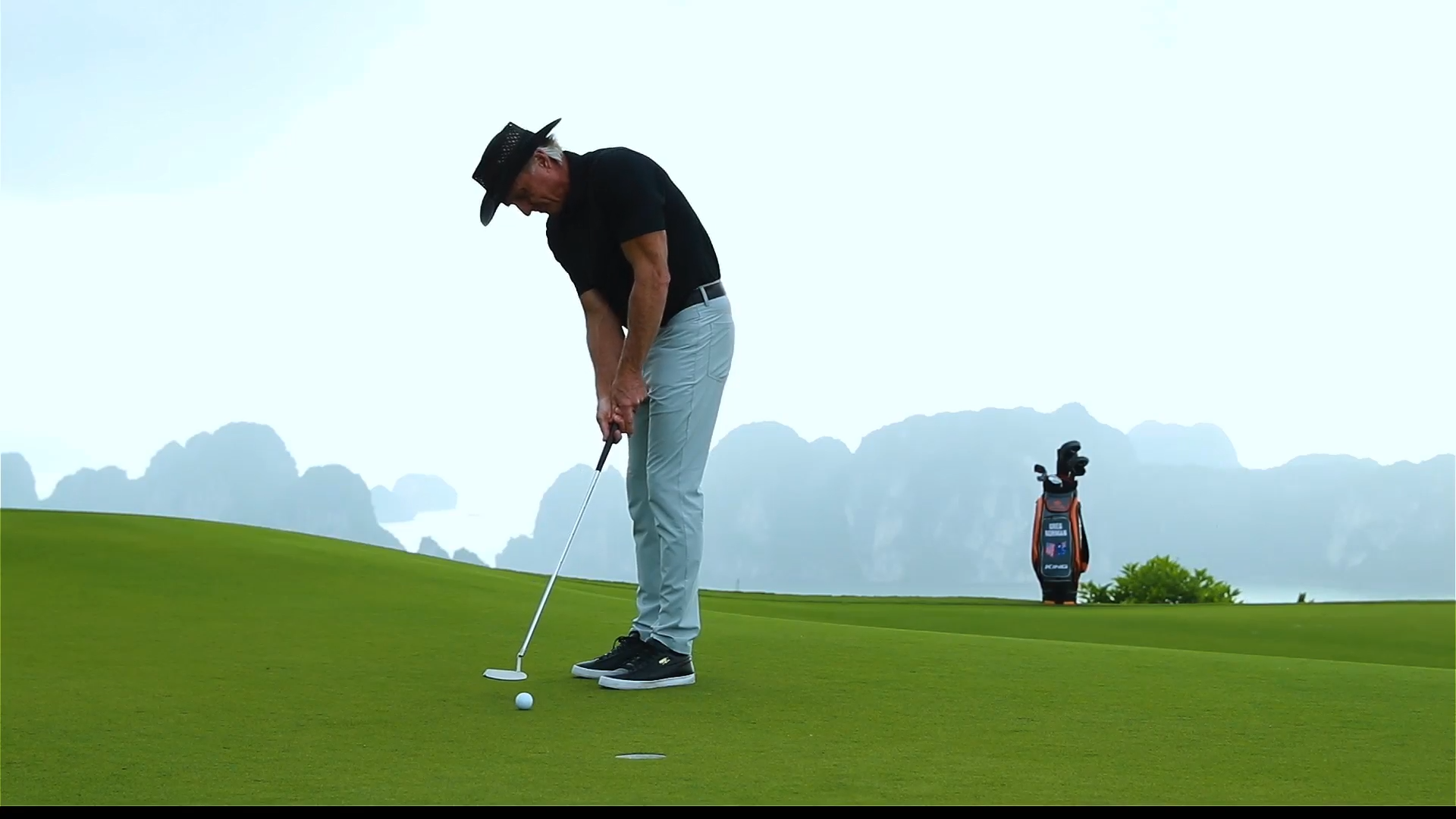 Huyền thoại golf thế giới Greg Norman làm Đại sứ Du lịch Việt Nam nhiệm kỳ 2025 - 2030