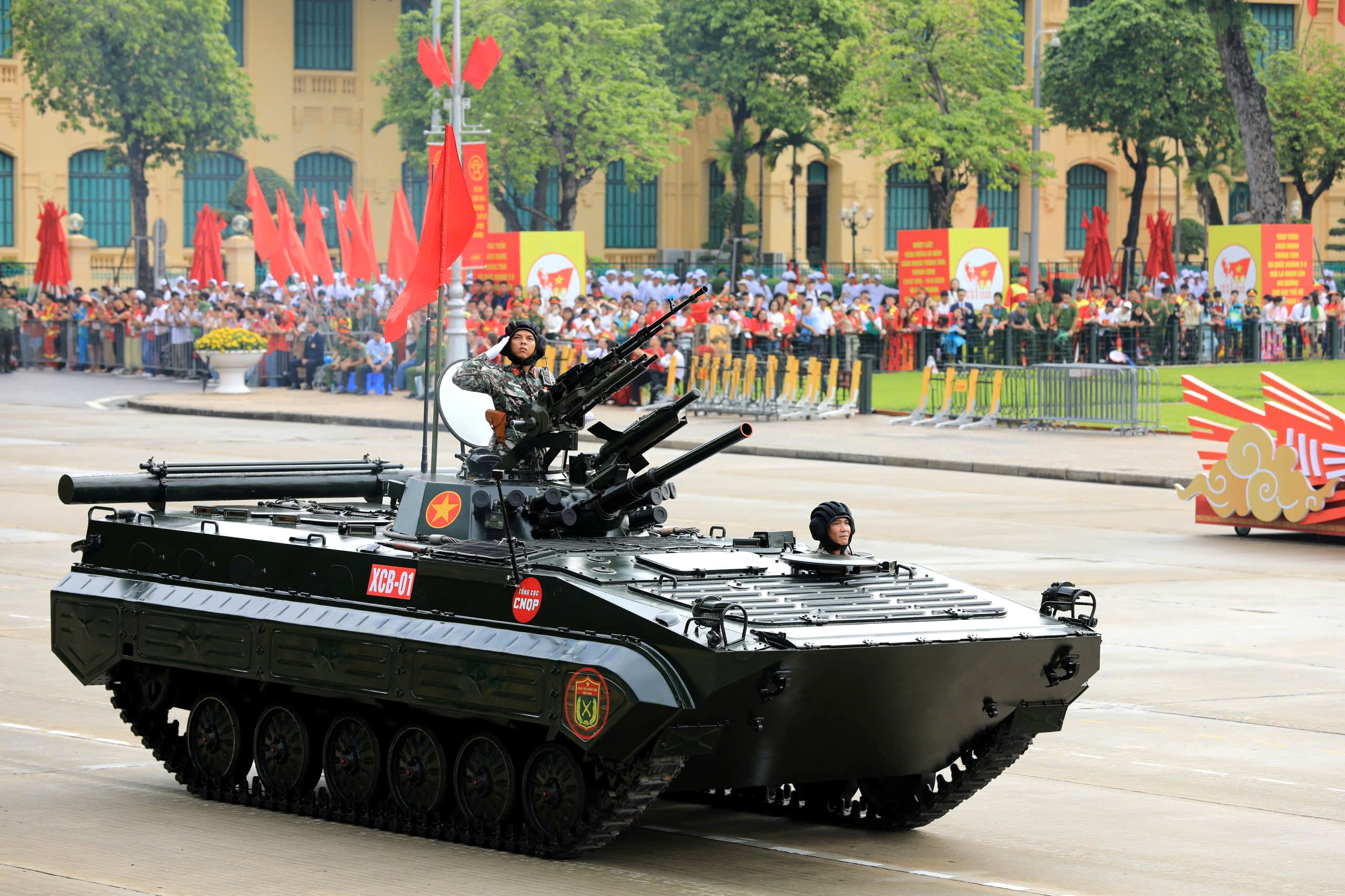 Màn phô diễn sức mạnh quân sự ấn tượng tại Tổng duyệt A80 - ảnh 7