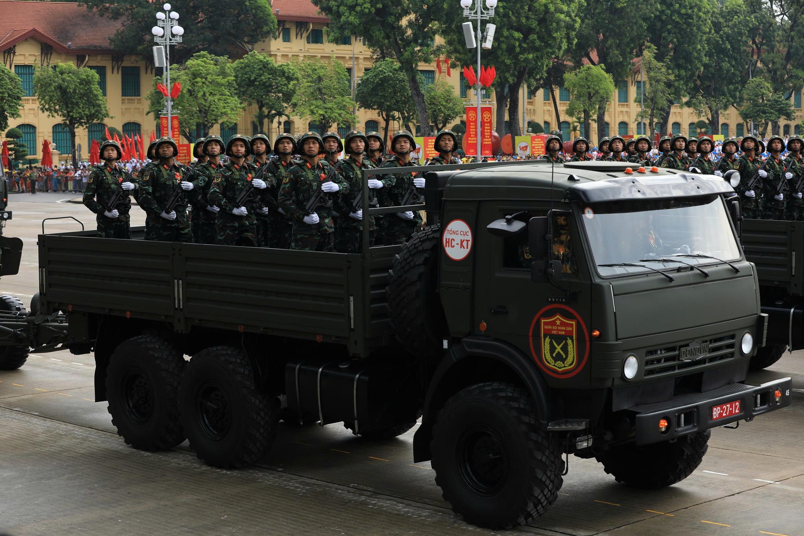 Màn phô diễn sức mạnh quân sự ấn tượng tại Tổng duyệt A80 - ảnh 14