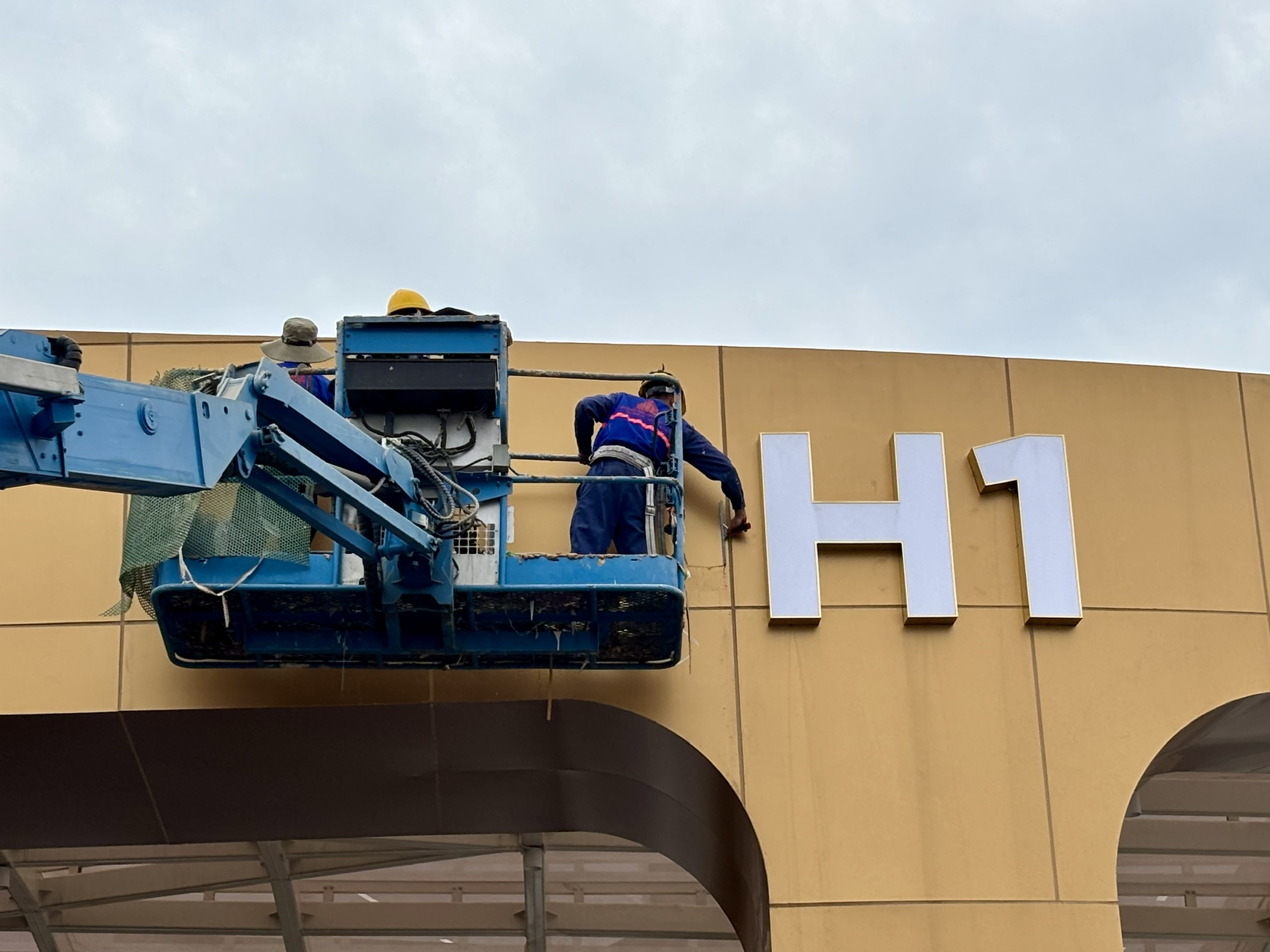 Sự tỉ mẩn từng cm trên đại công trường 90ha - ảnh 6