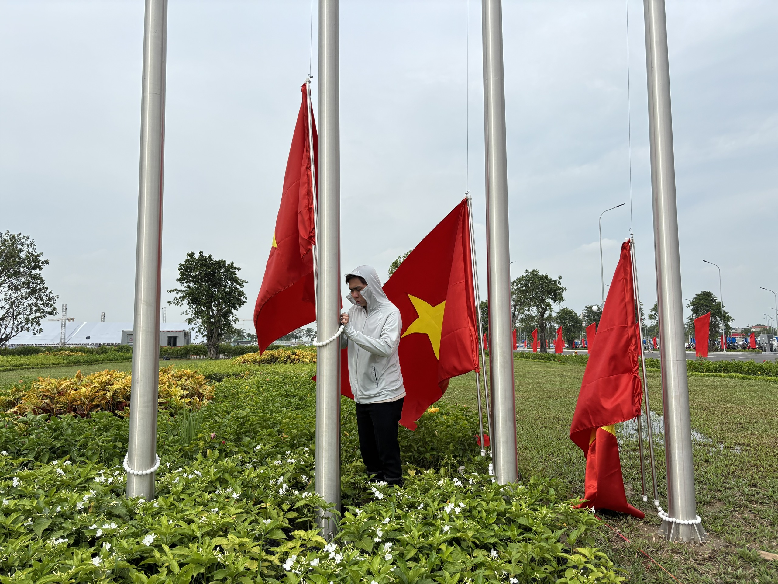 Sự tỉ mẩn từng cm trên đại công trường 90ha - ảnh 12