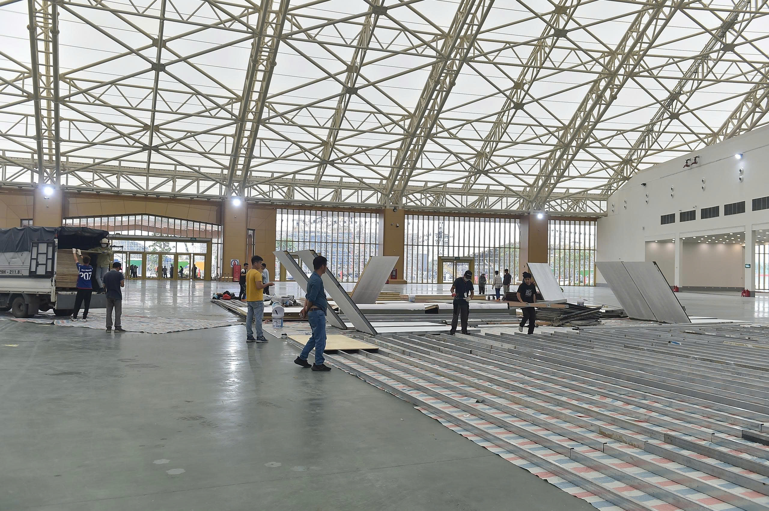 Sự tỉ mẩn từng cm trên đại công trường 90ha - ảnh 3