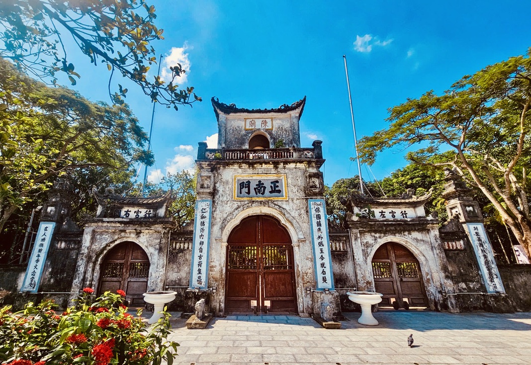 Cận cảnh 8 Di tích Quốc gia đặc biệt ở Ninh Bình - ảnh 2