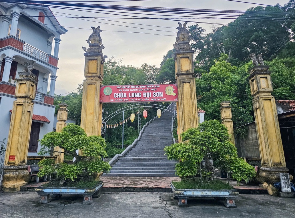 Cận cảnh 8 Di tích Quốc gia đặc biệt ở Ninh Bình - ảnh 4