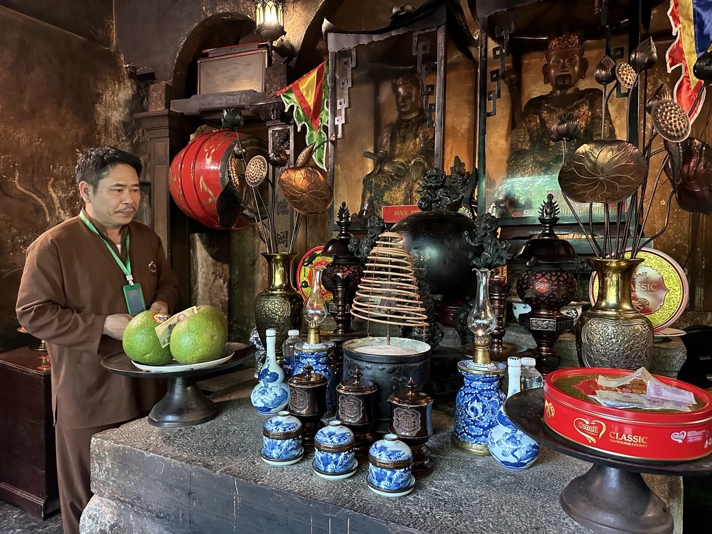 Cận cảnh đền Trần 700 năm tuổi ở Tràng An - ảnh 9