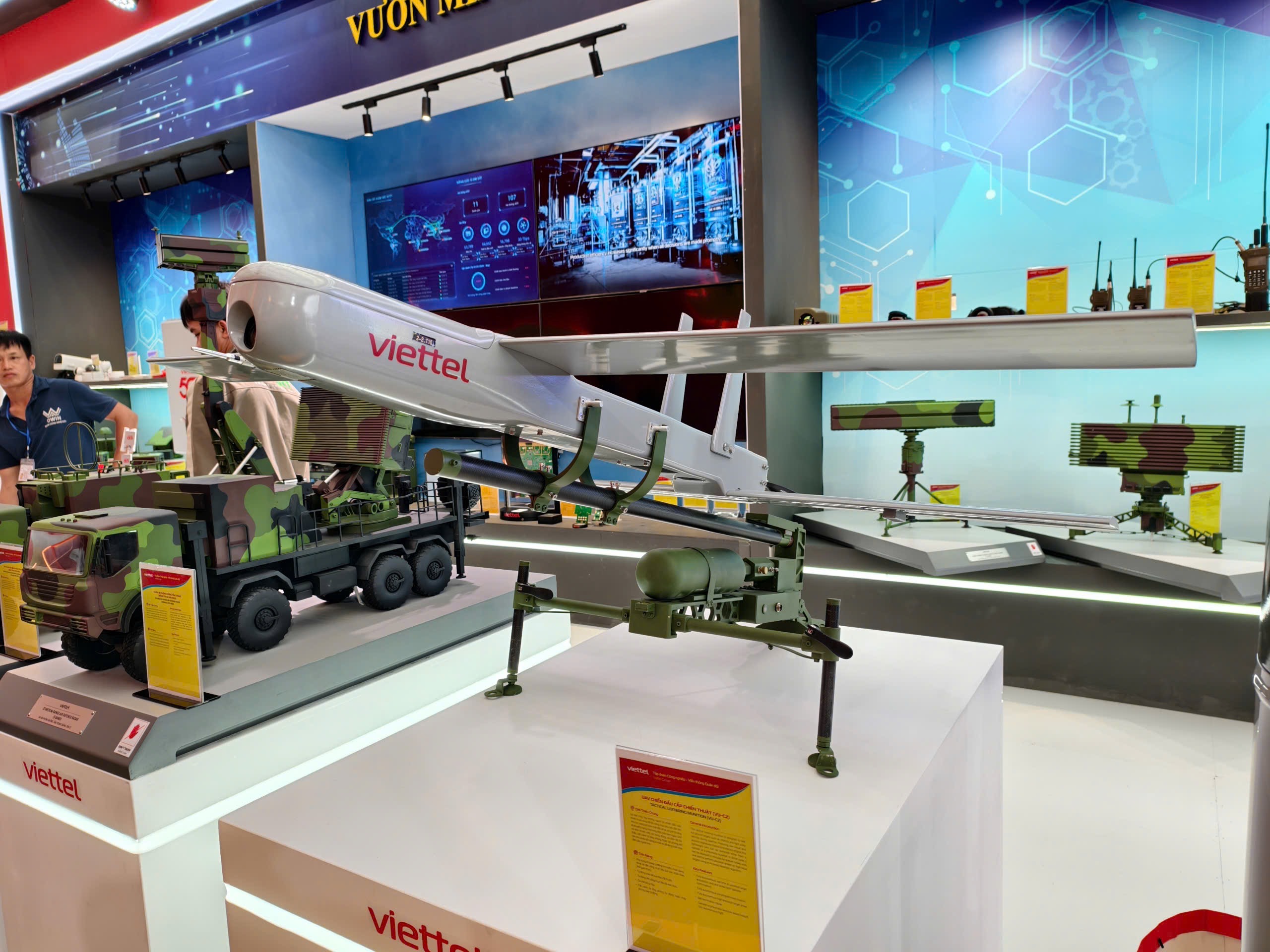 Khám phá khí tài Viettel tại Triển lãm Thành tựu đất nước 80 năm