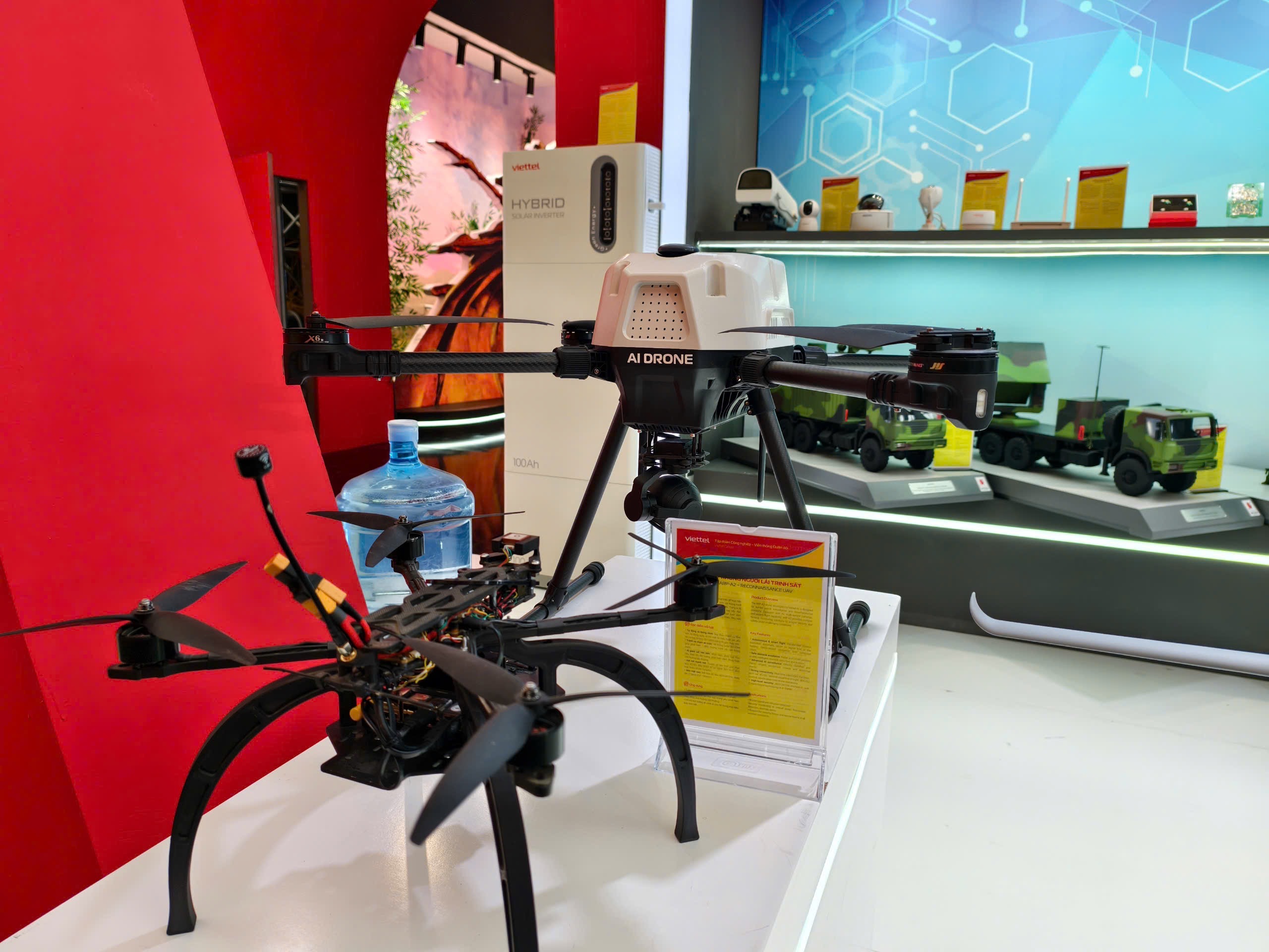 Khám phá khí tài Viettel tại Triển lãm Thành tựu đất nước 80 năm - ảnh 3