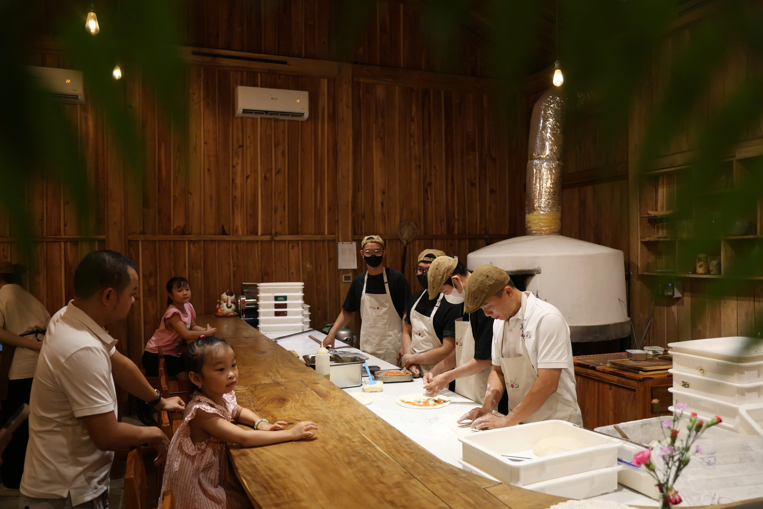 Ẩm thực pizza “lò củi” trên đất Quảng Ngãi - ảnh 1