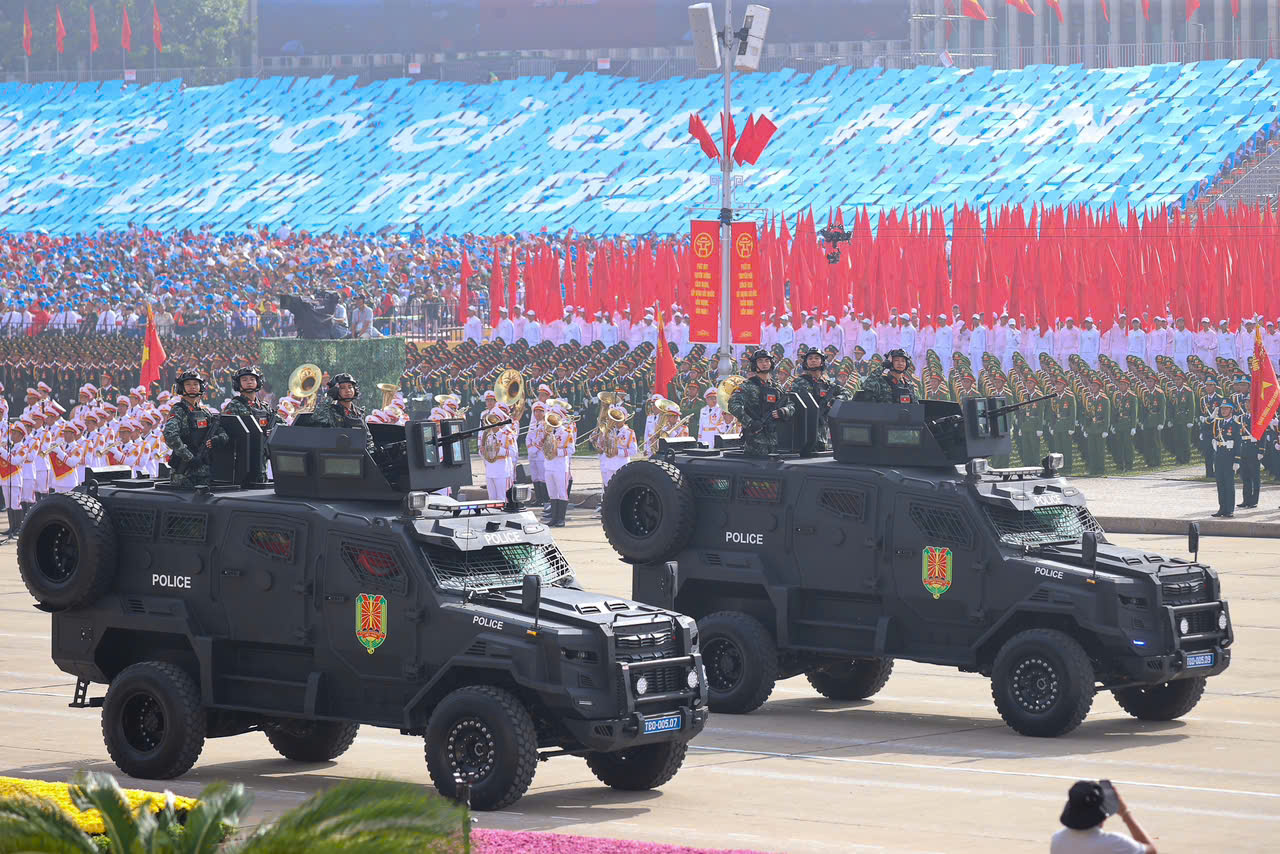Choáng ngợp dàn xe đặc chủng cực hiện đại của Công an nhân dân trong ngày Quốc khánh - ảnh 8