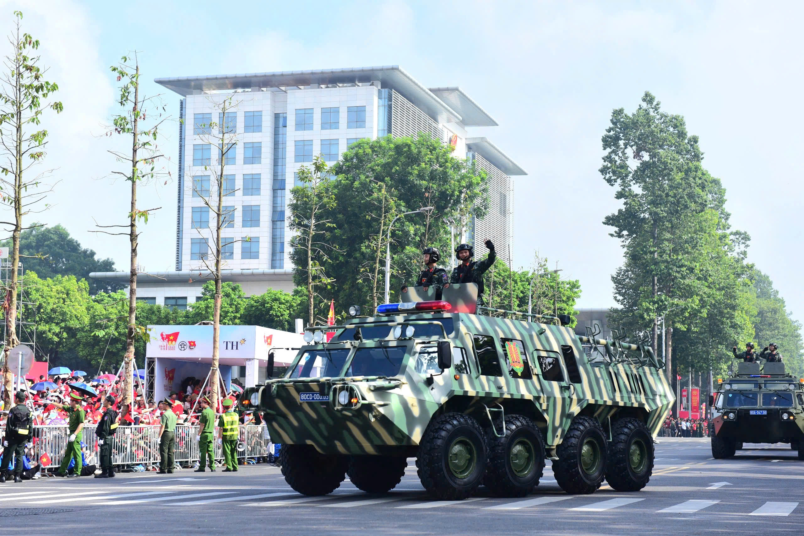 Choáng ngợp dàn xe đặc chủng cực hiện đại của Công an nhân dân trong ngày Quốc khánh - ảnh 12