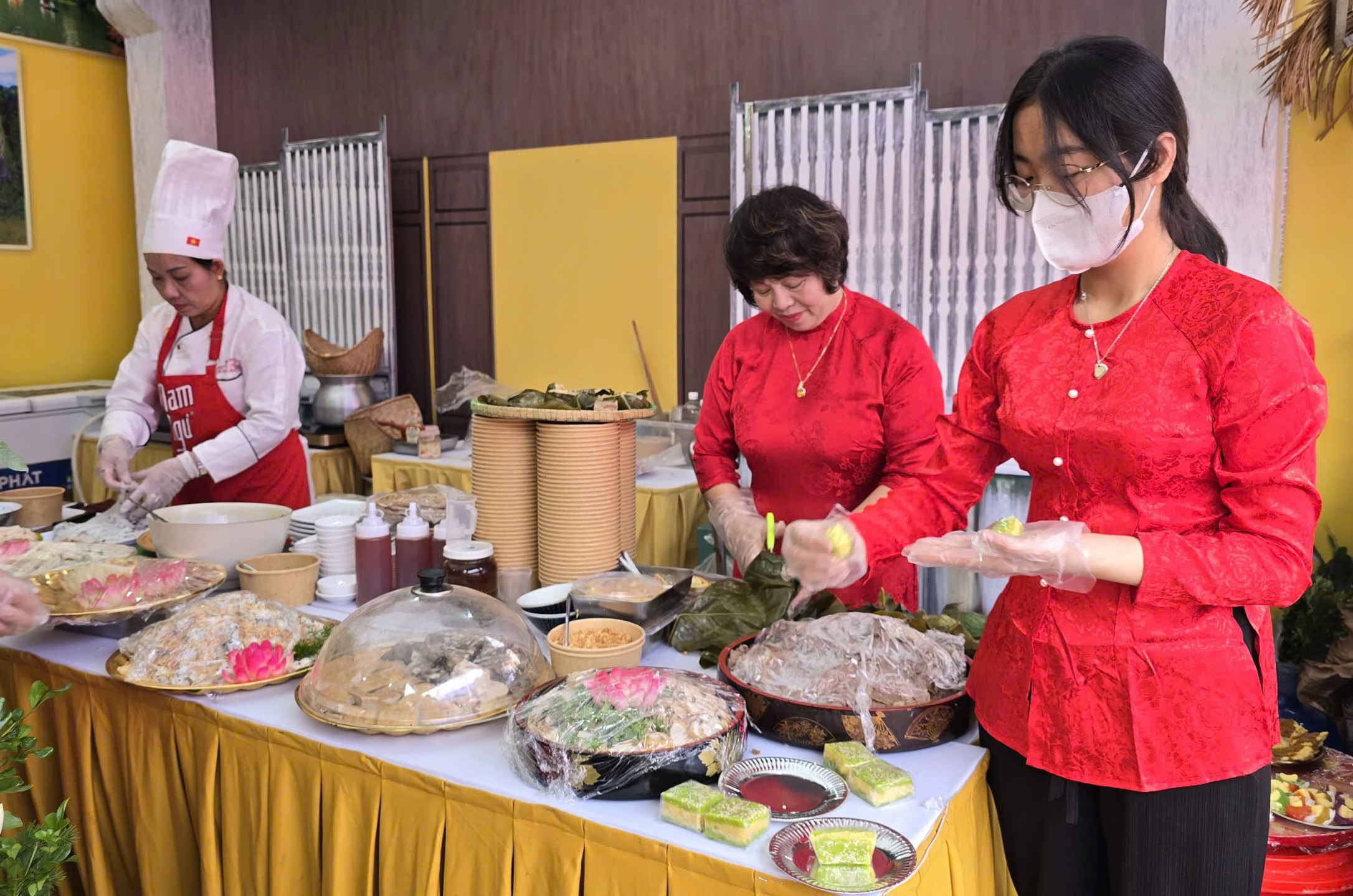 Ngập tràn đặc sản 3 miền tại Triển lãm Thành tựu đất nước - ảnh 10