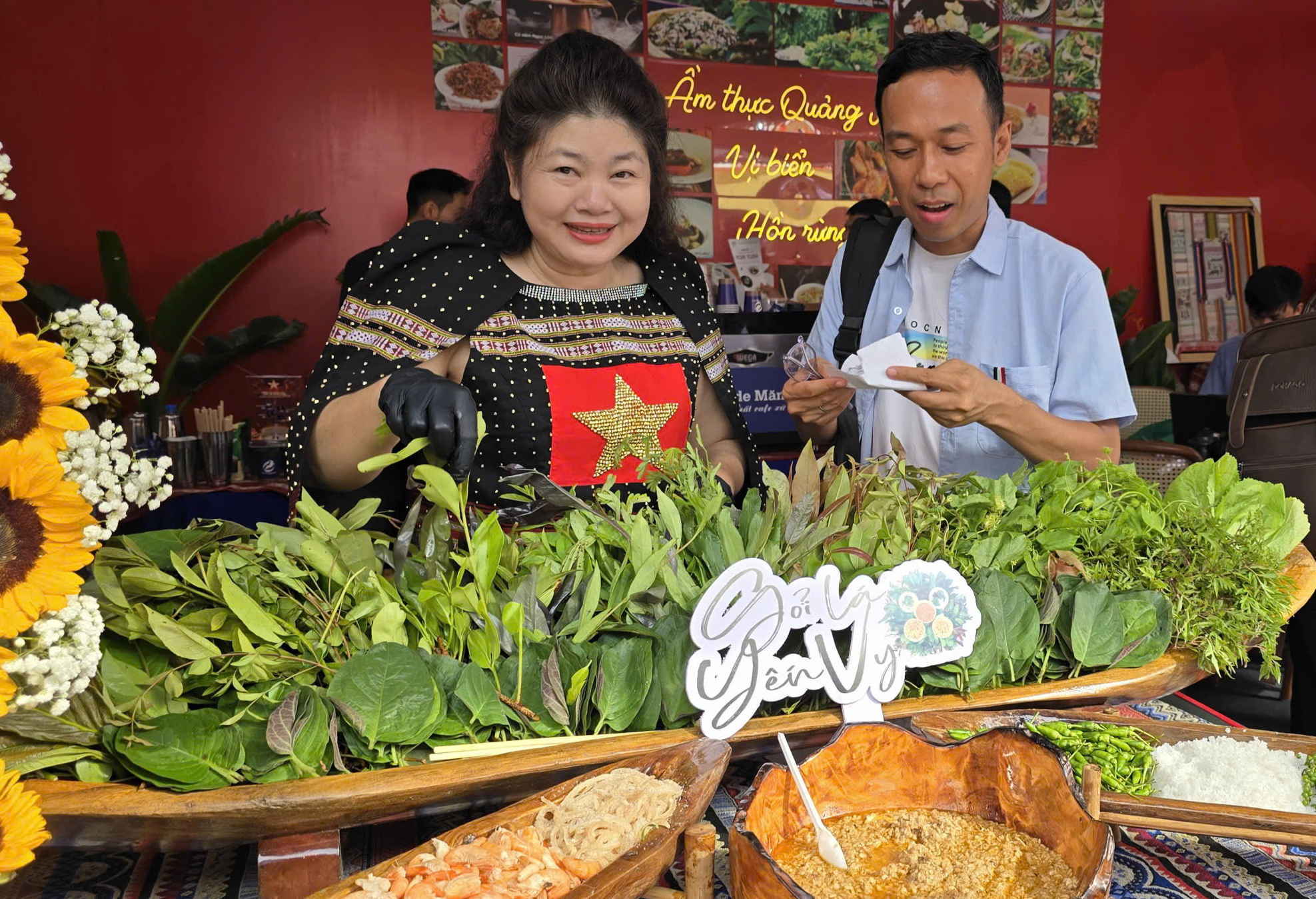 Ngập tràn đặc sản 3 miền tại Triển lãm Thành tựu đất nước - ảnh 8