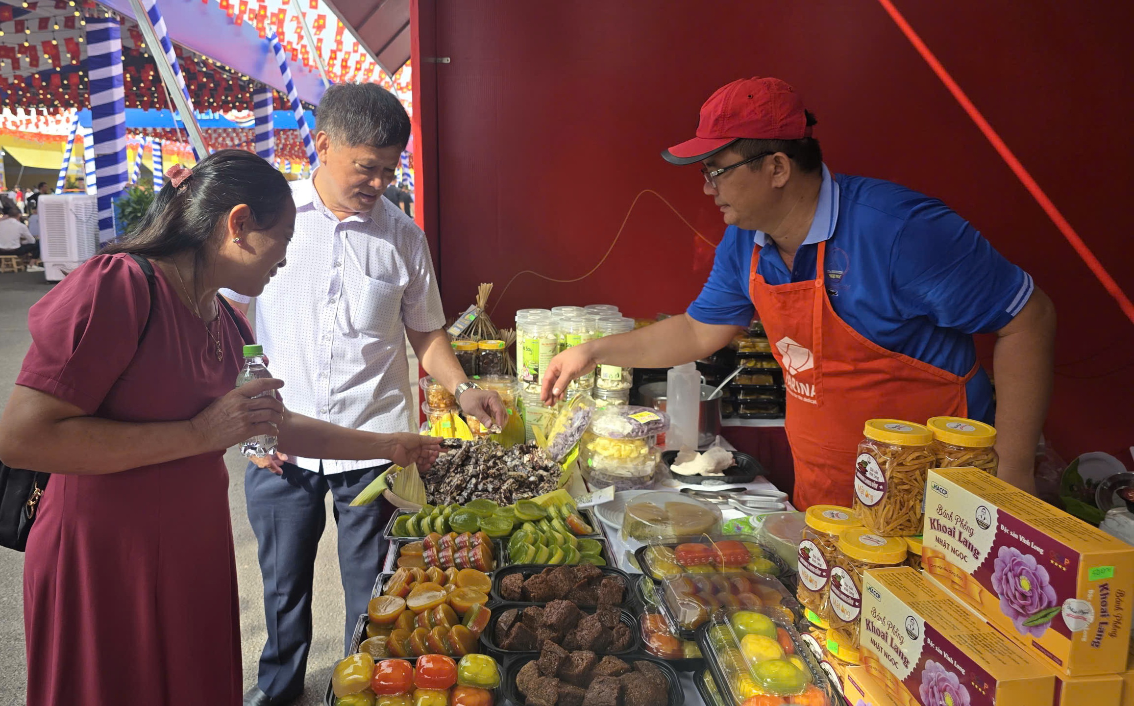 Ngập tràn đặc sản 3 miền tại Triển lãm Thành tựu đất nước - ảnh 13