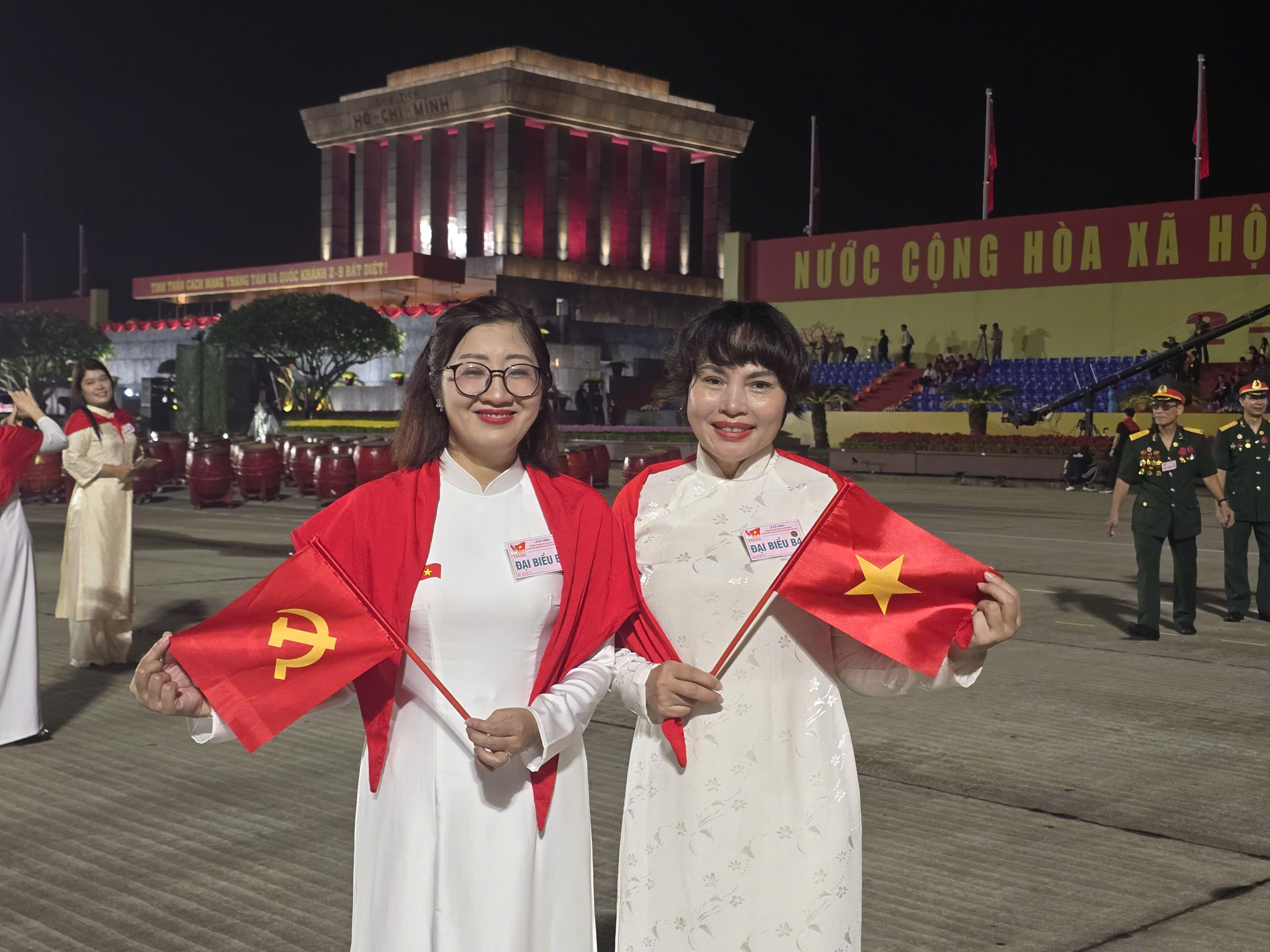 Rực rỡ trong mùa thu lịch sử - ảnh 3