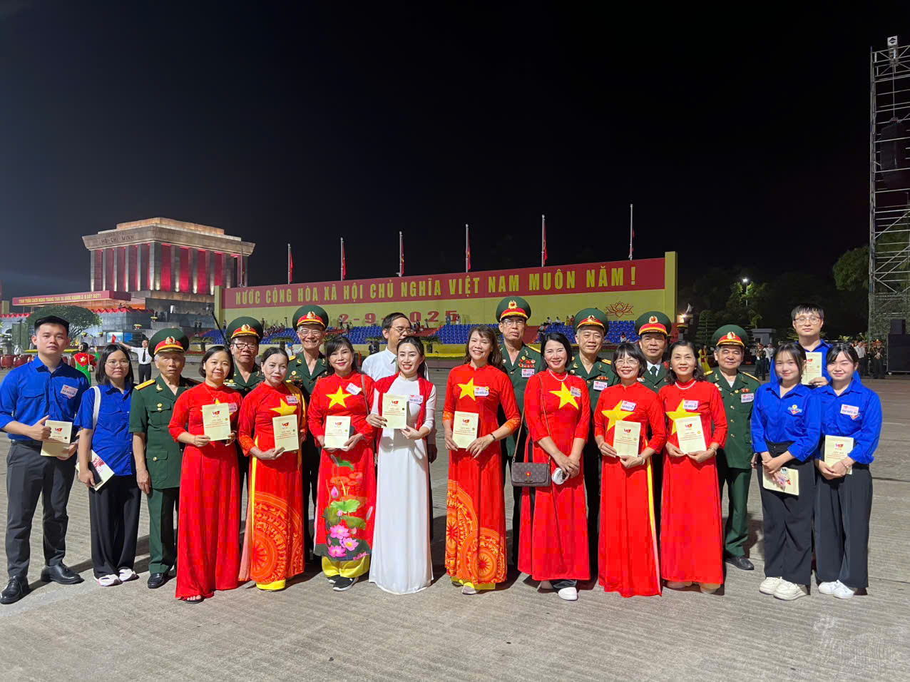 Rực rỡ trong mùa thu lịch sử