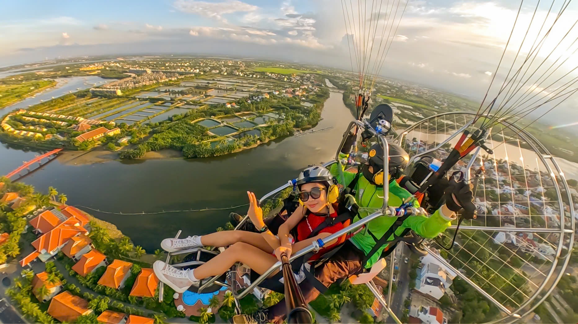 Mãn nhãn màn trình diễn 600 drone “Hào quang di sản” trên bầu trời Hội An - ảnh 13