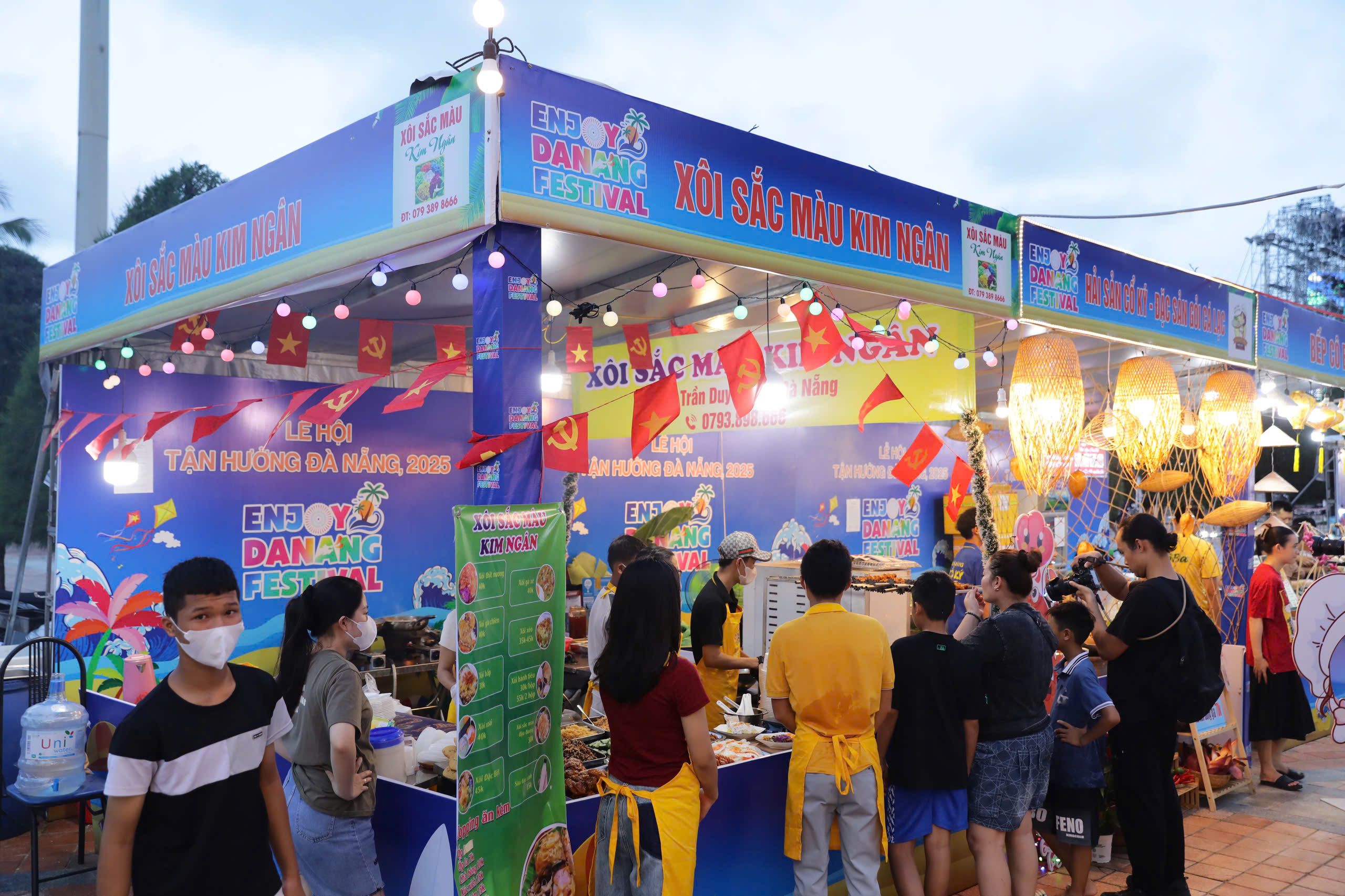 Không gian ẩm thực ven biển đầy cảm hứng - ảnh 2