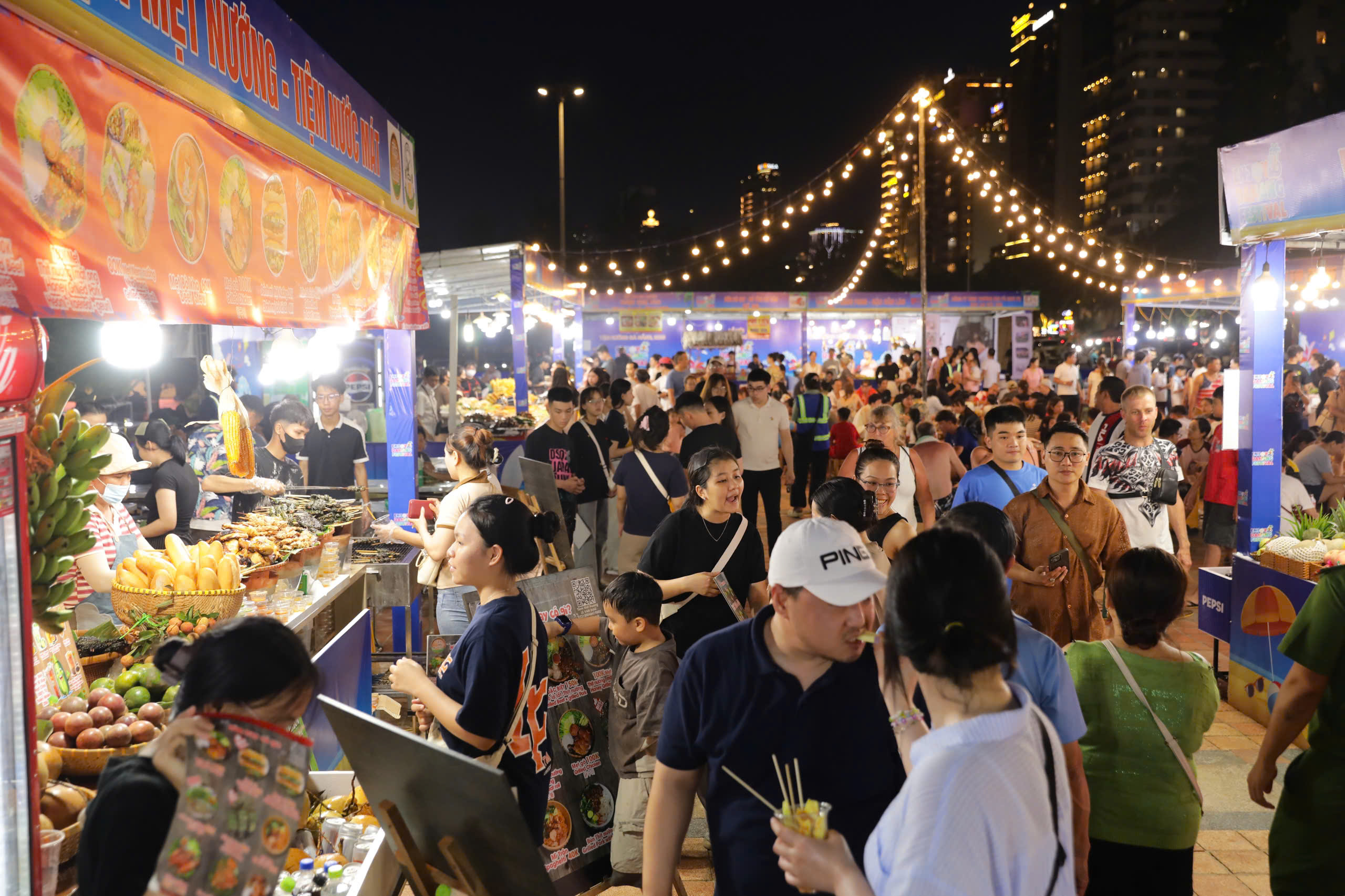 Không gian ẩm thực ven biển đầy cảm hứng - ảnh 6