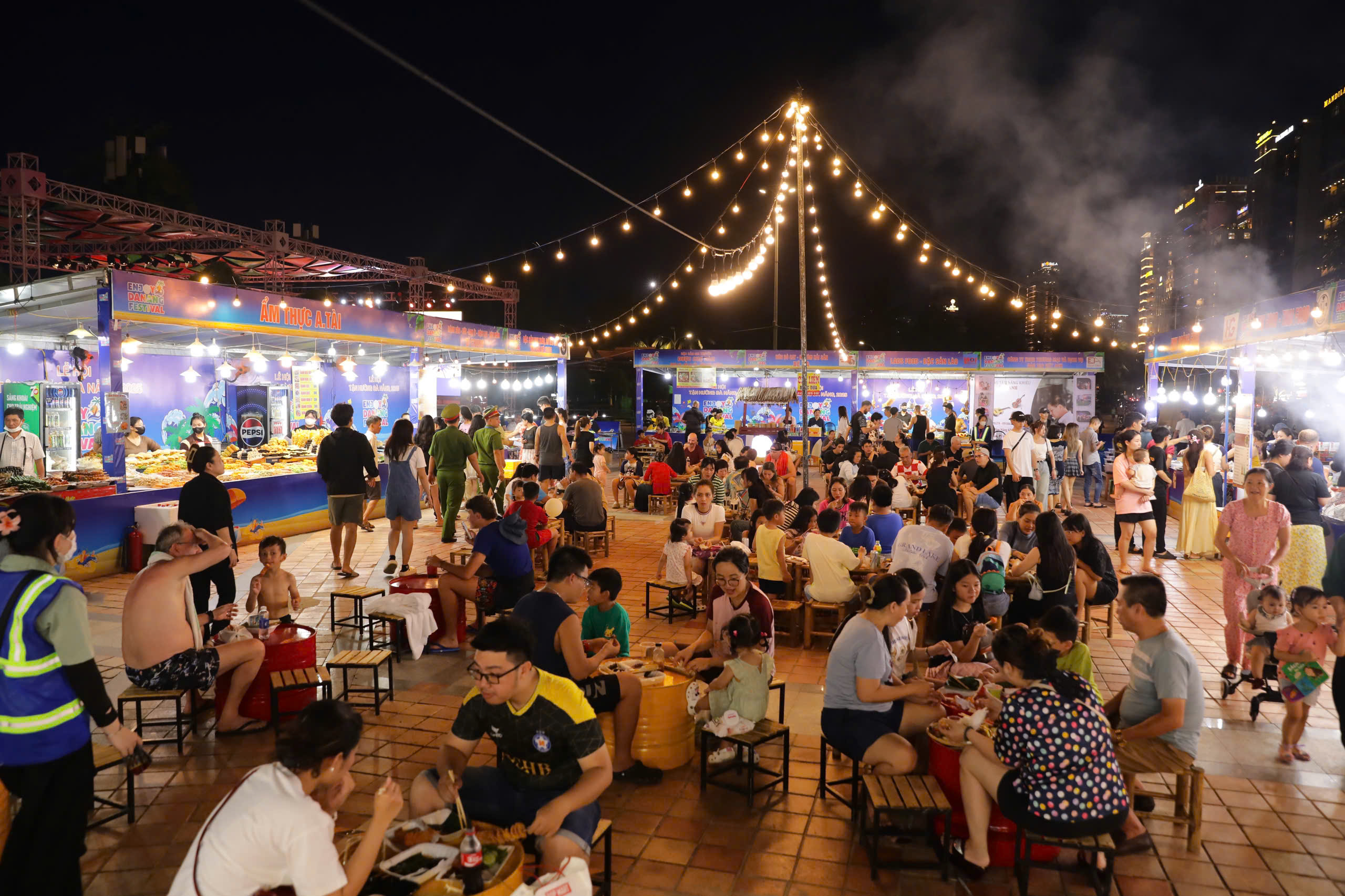 Không gian ẩm thực ven biển đầy cảm hứng - ảnh 8