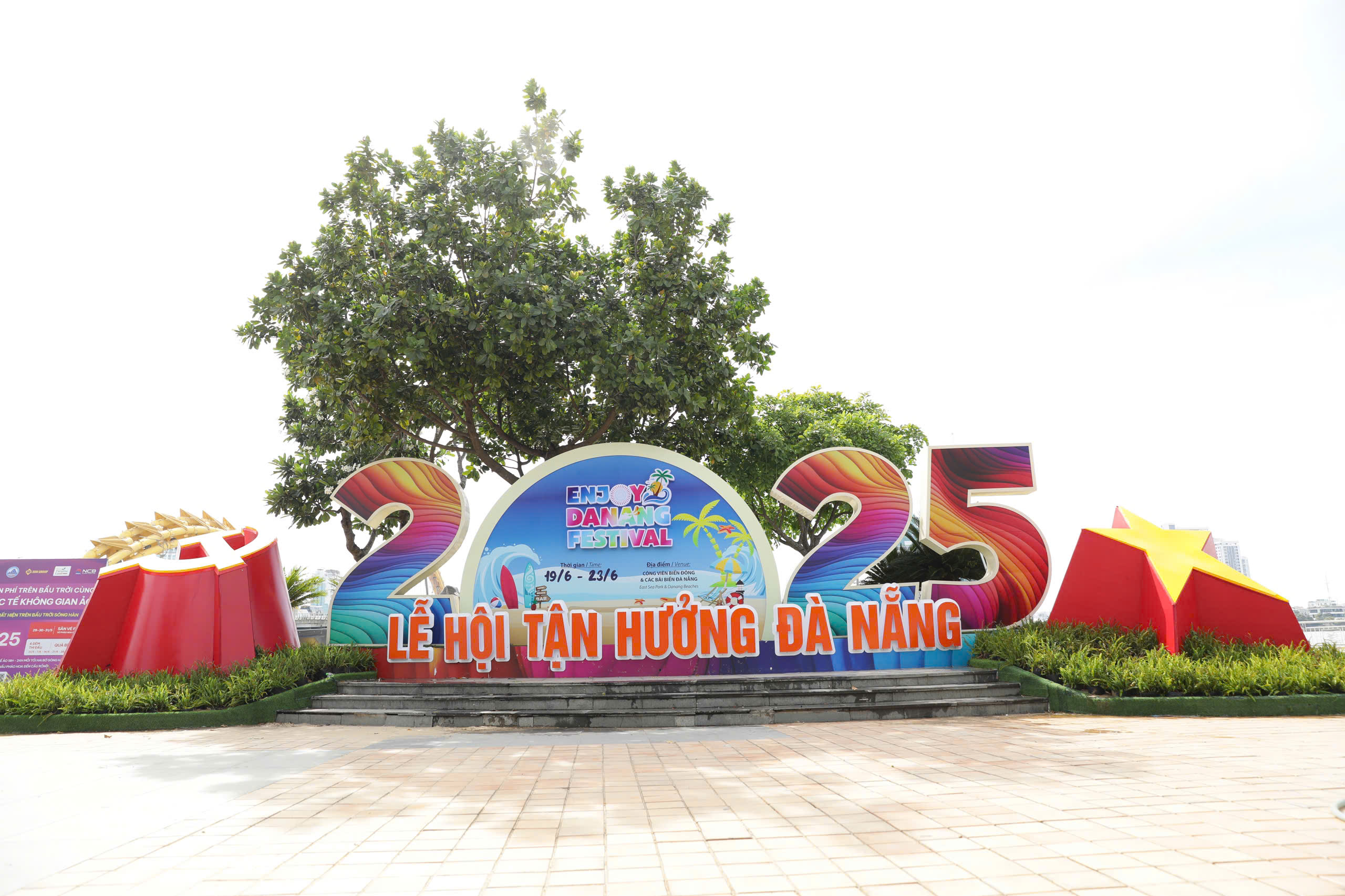 “Sắc màu nghệ thuật biển” - Không gian check-in rực rỡ giữa lòng Đà Nẵng - ảnh 6