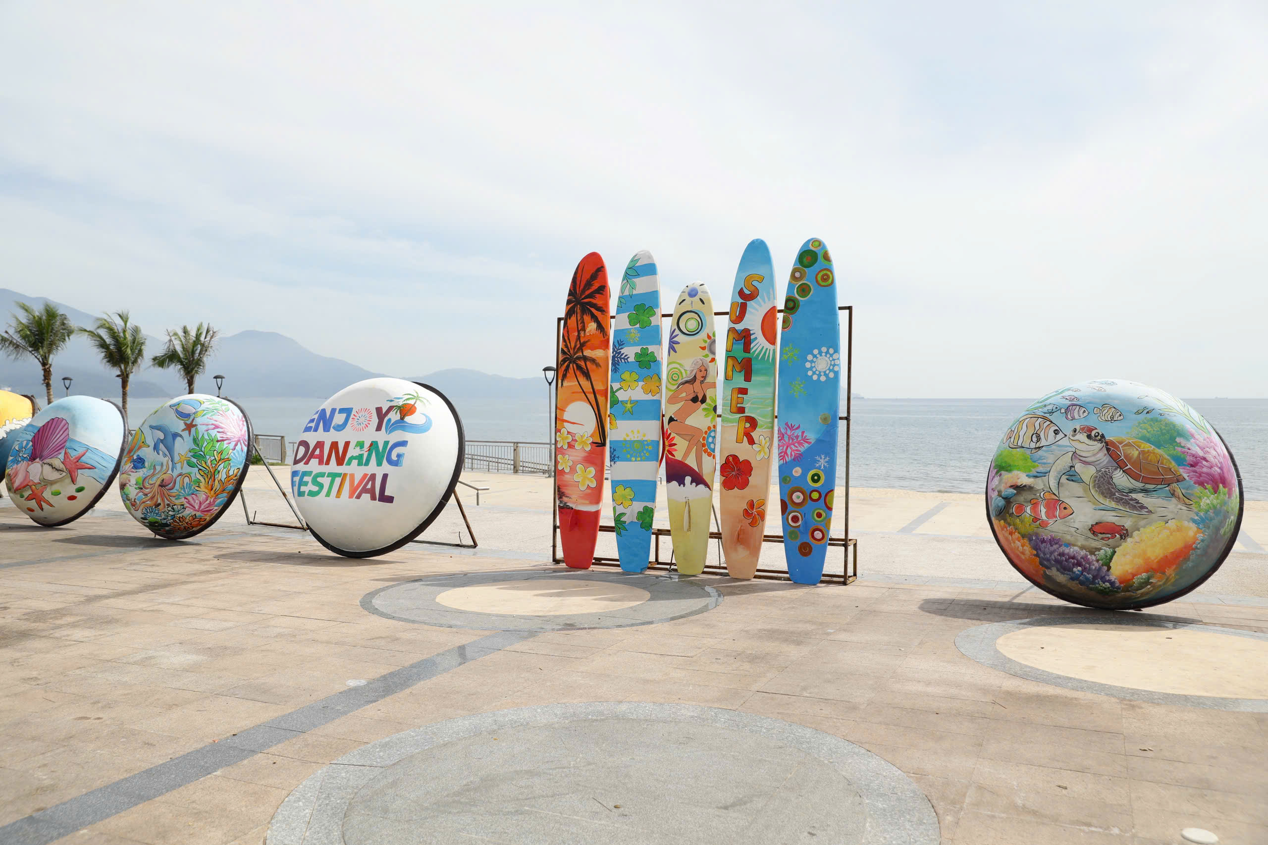 “Sắc màu nghệ thuật biển” - Không gian check-in rực rỡ giữa lòng Đà Nẵng - ảnh 3