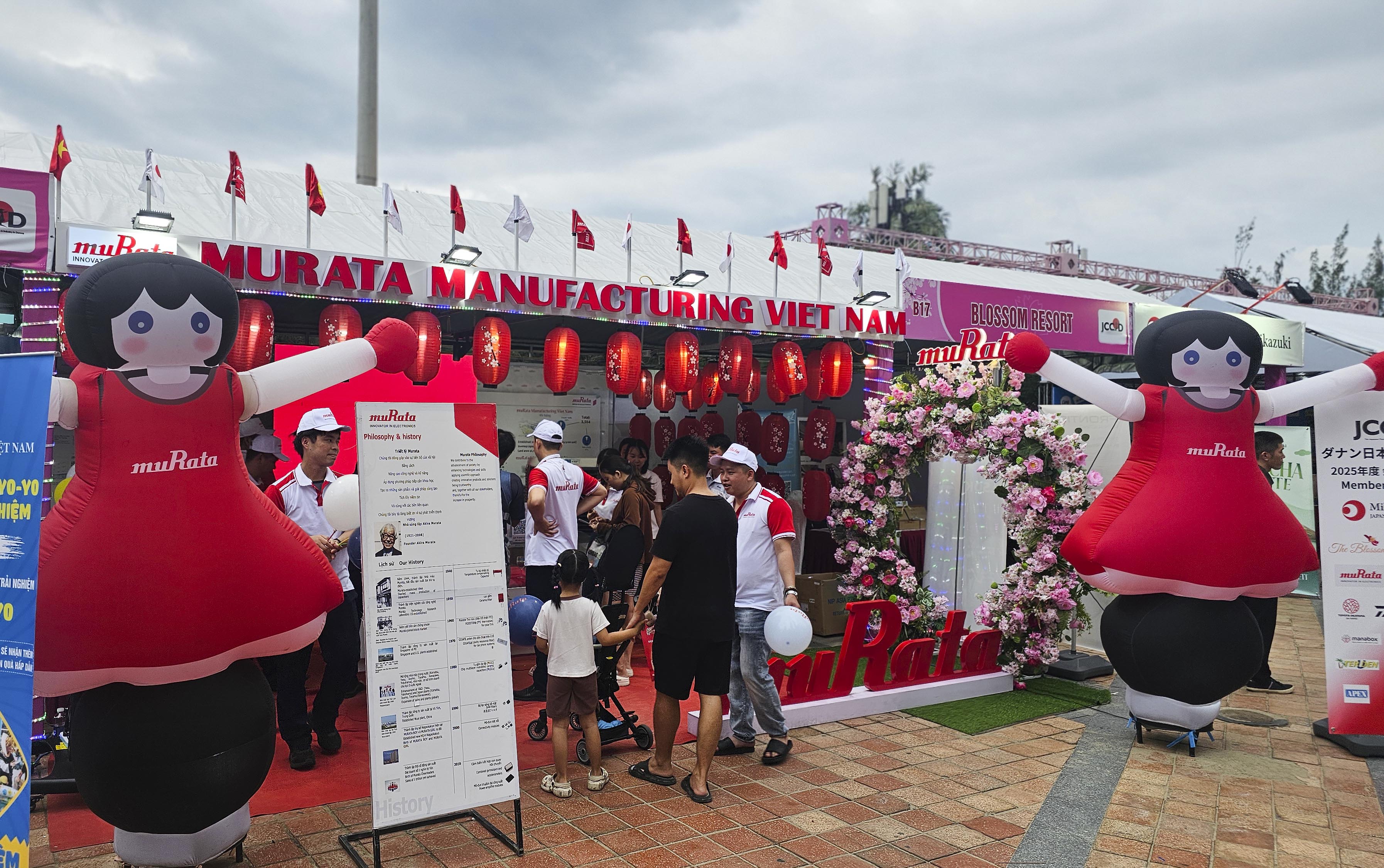 Du khách hào hứng trải nghiệm không gian văn hóa, ẩm thực tại Lễ hội Việt Nam - Nhật Bản - ảnh 4