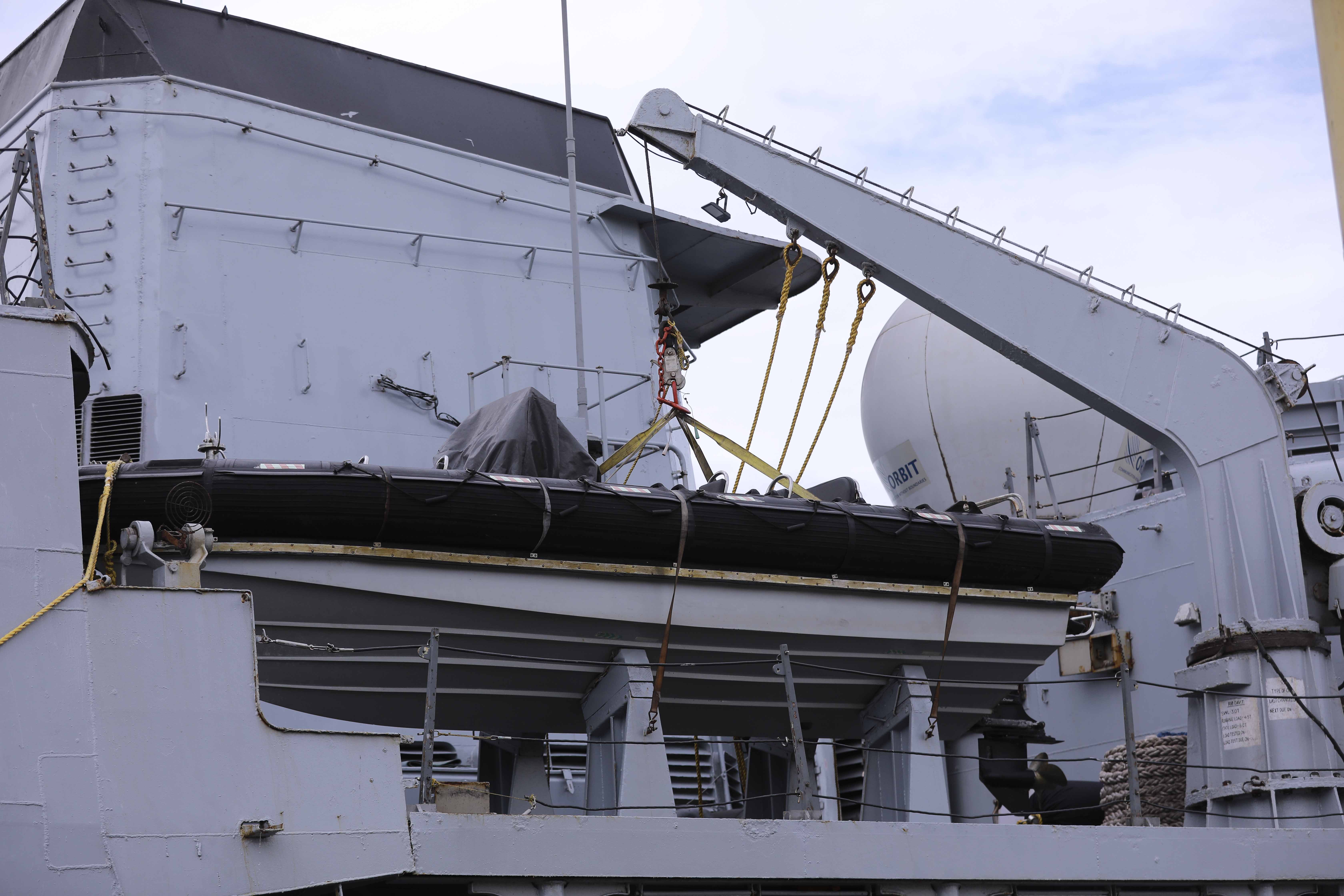 Tàu Hải quân Ấn Độ thăm xã giao thành phố Đà Nẵng - ảnh 12