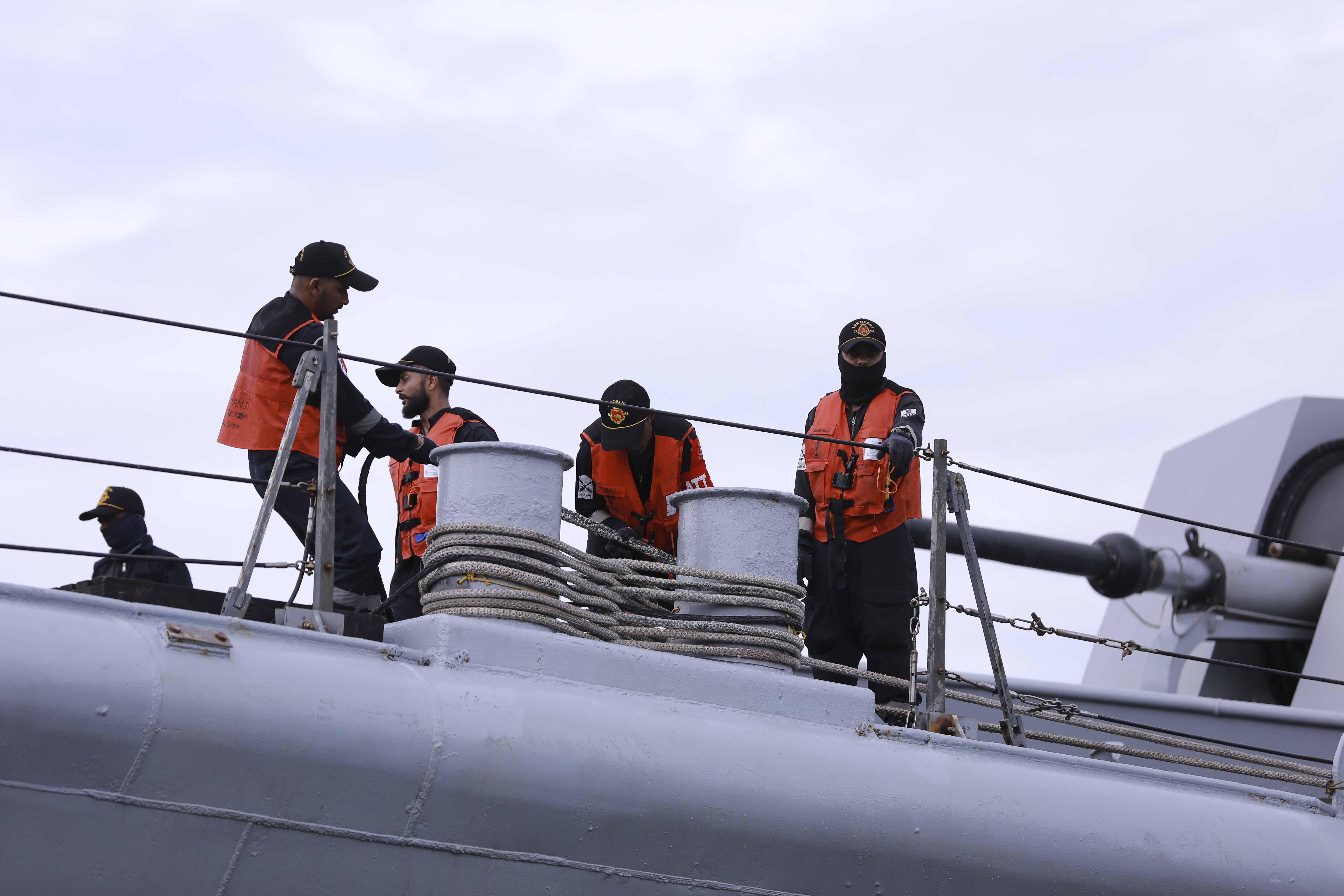 Tàu Hải quân Ấn Độ thăm xã giao thành phố Đà Nẵng - ảnh 6