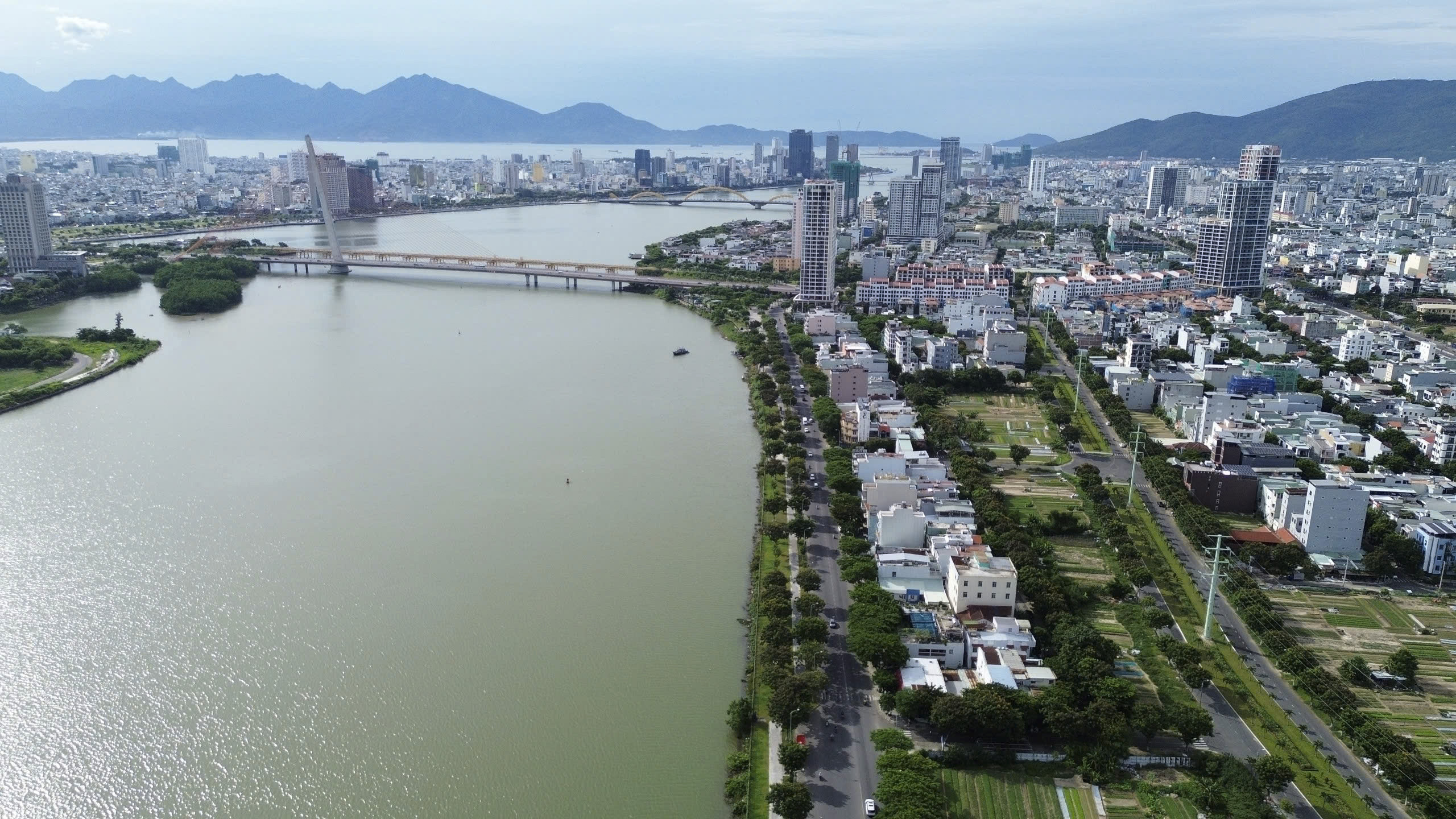 Cận cảnh khu vực quy hoạch tổ hợp pháo hoa quốc tế Đà Nẵng - ảnh 1