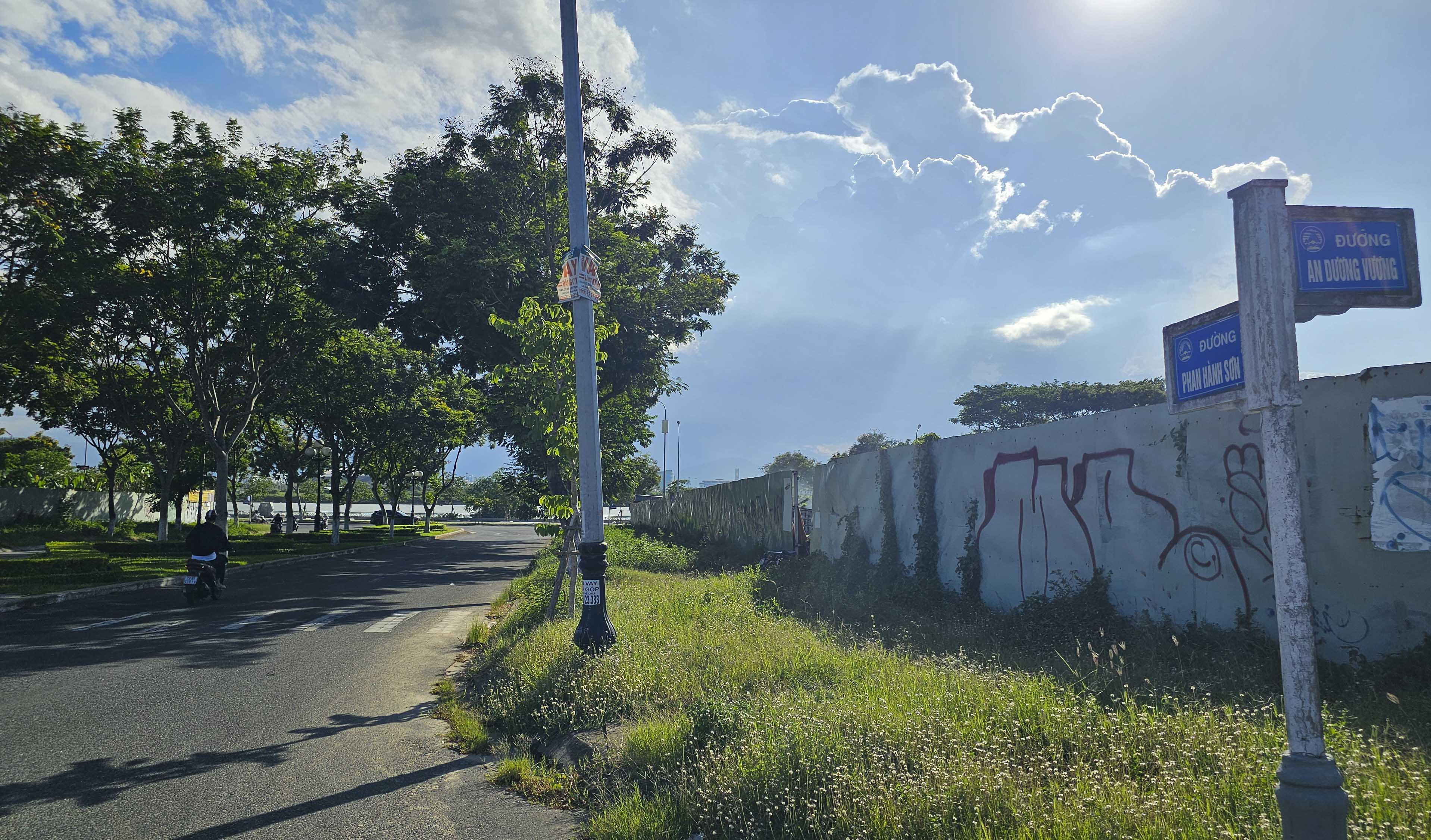 Cận cảnh khu vực quy hoạch tổ hợp pháo hoa quốc tế Đà Nẵng - ảnh 4