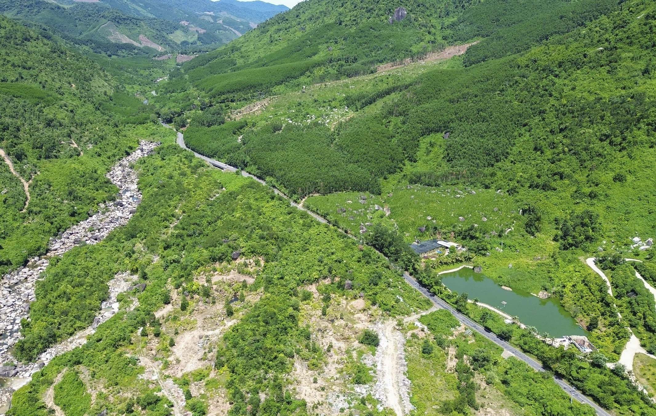 Toàn cảnh vị trí quy hoạch khu du lịch sinh thái dọc Quốc lộ 14G - ảnh 3