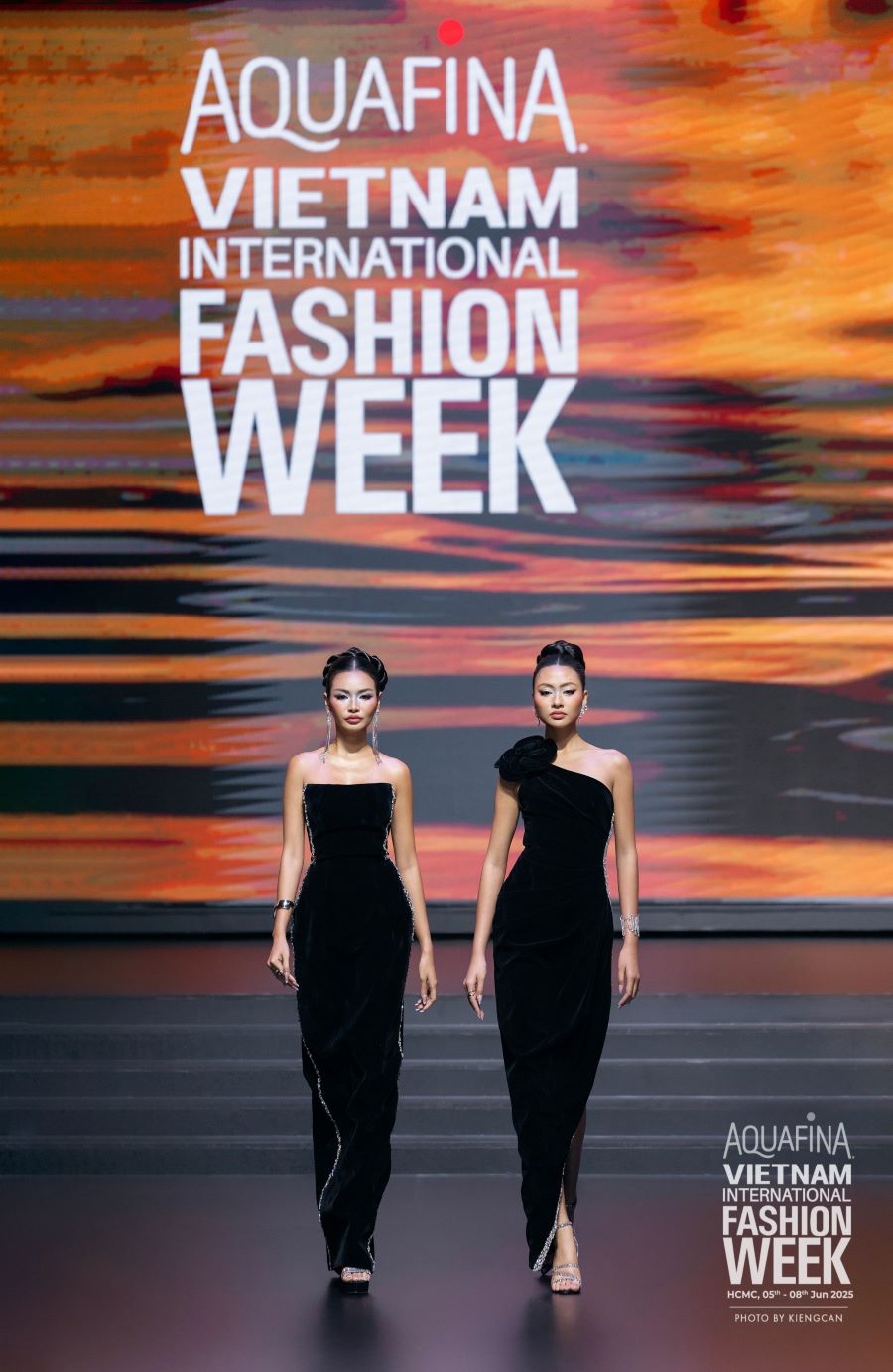 รองชนะเลิศ มุก และ มิส ซวน ฮันห์ สง่างามในคอลเลคชั่น “To Be Happy” - ภาพที่ 1