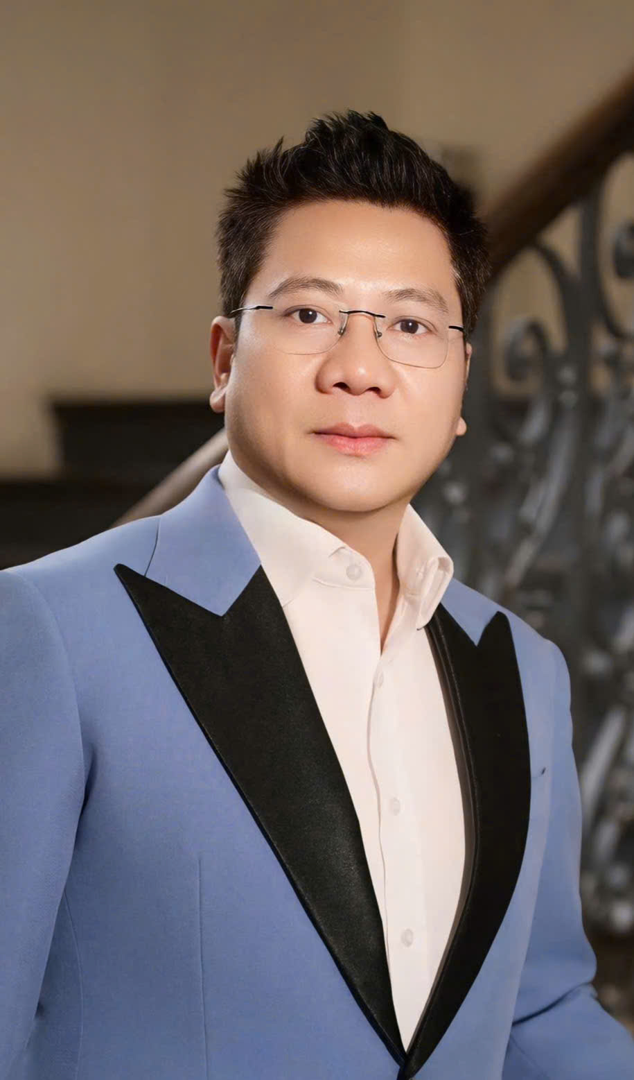 אמנים מתפרצים ברגשות כשהם שוקעים בצילום 12 של יום העצמאות A80