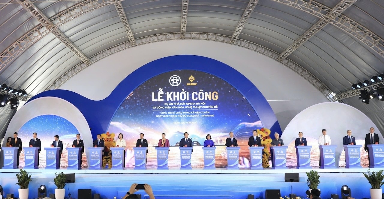 ពិធីបើកសម្ពោធគម្រោងរោងមហោស្រពហាណូយ៖ តភ្ជាប់វប្បធម៌វៀតណាមជាមួយពិភពលោក - រូបថត ១