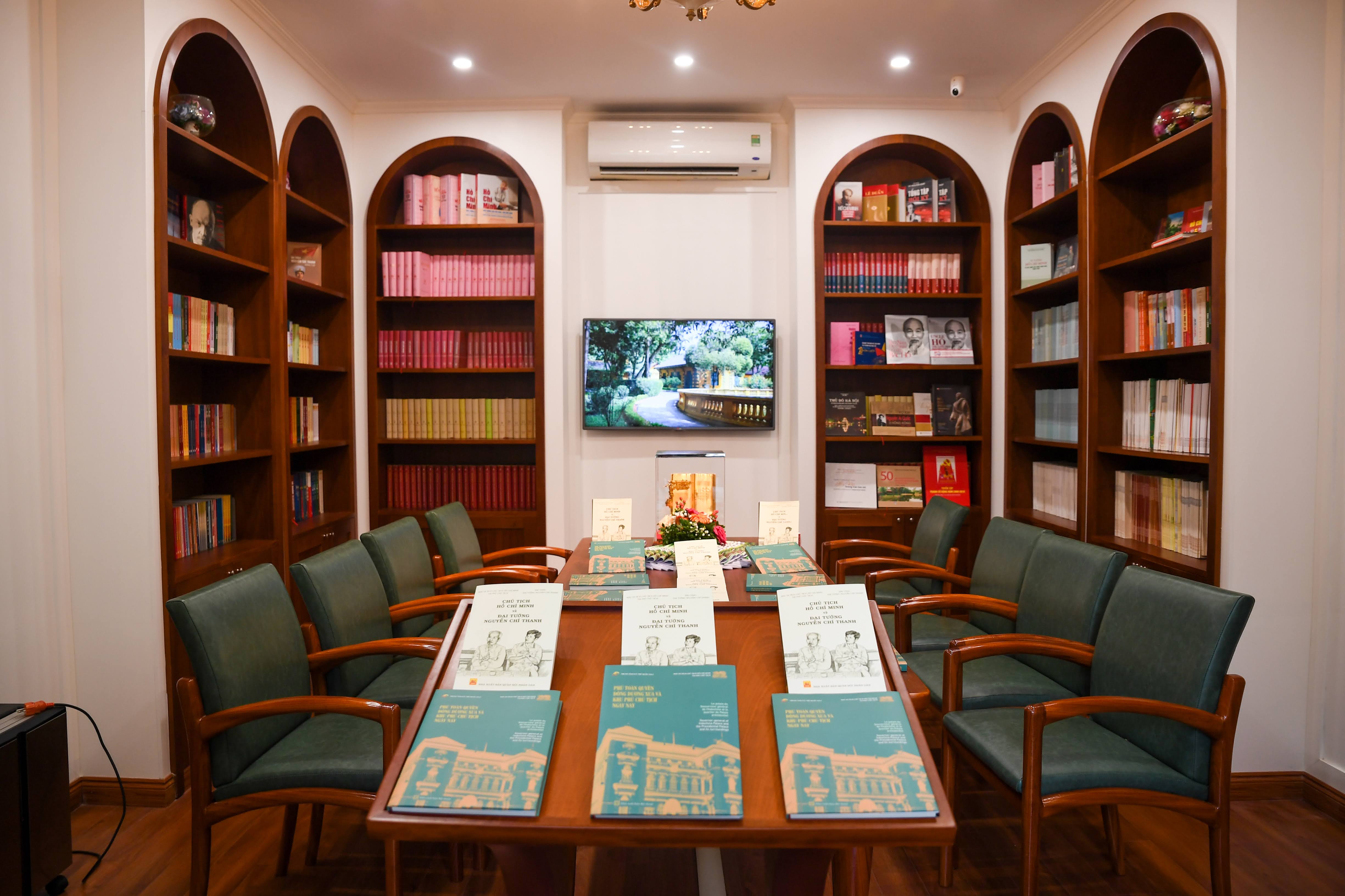 Ağustos Devrimi'nin 80. yıl dönümü ve 2 Eylül Ulusal Bayramı'nı kutlamak için düzenlenen bir dizi etkinliğin açılış töreni - fotoğraf 7