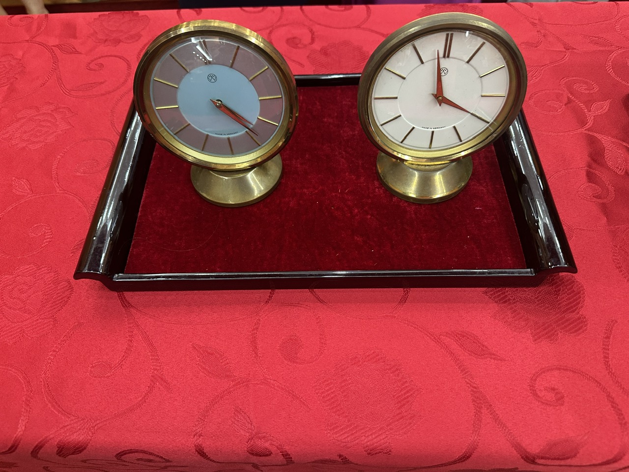 Le garde du corps de l'oncle Ho a fait don de deux précieux objets au site des reliques du président Ho Chi Minh au palais présidentiel - photo 6