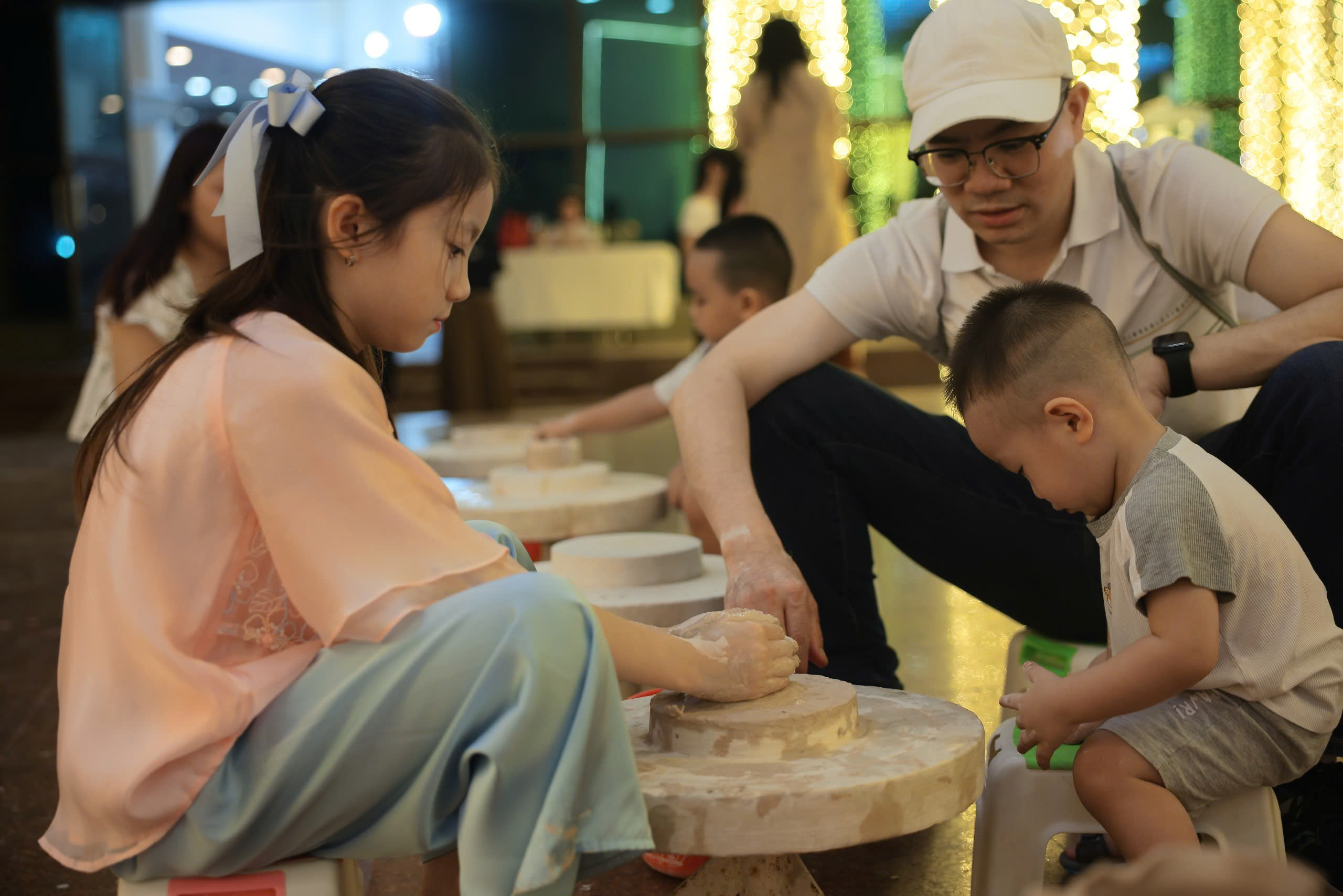 គួរឱ្យរំភើប