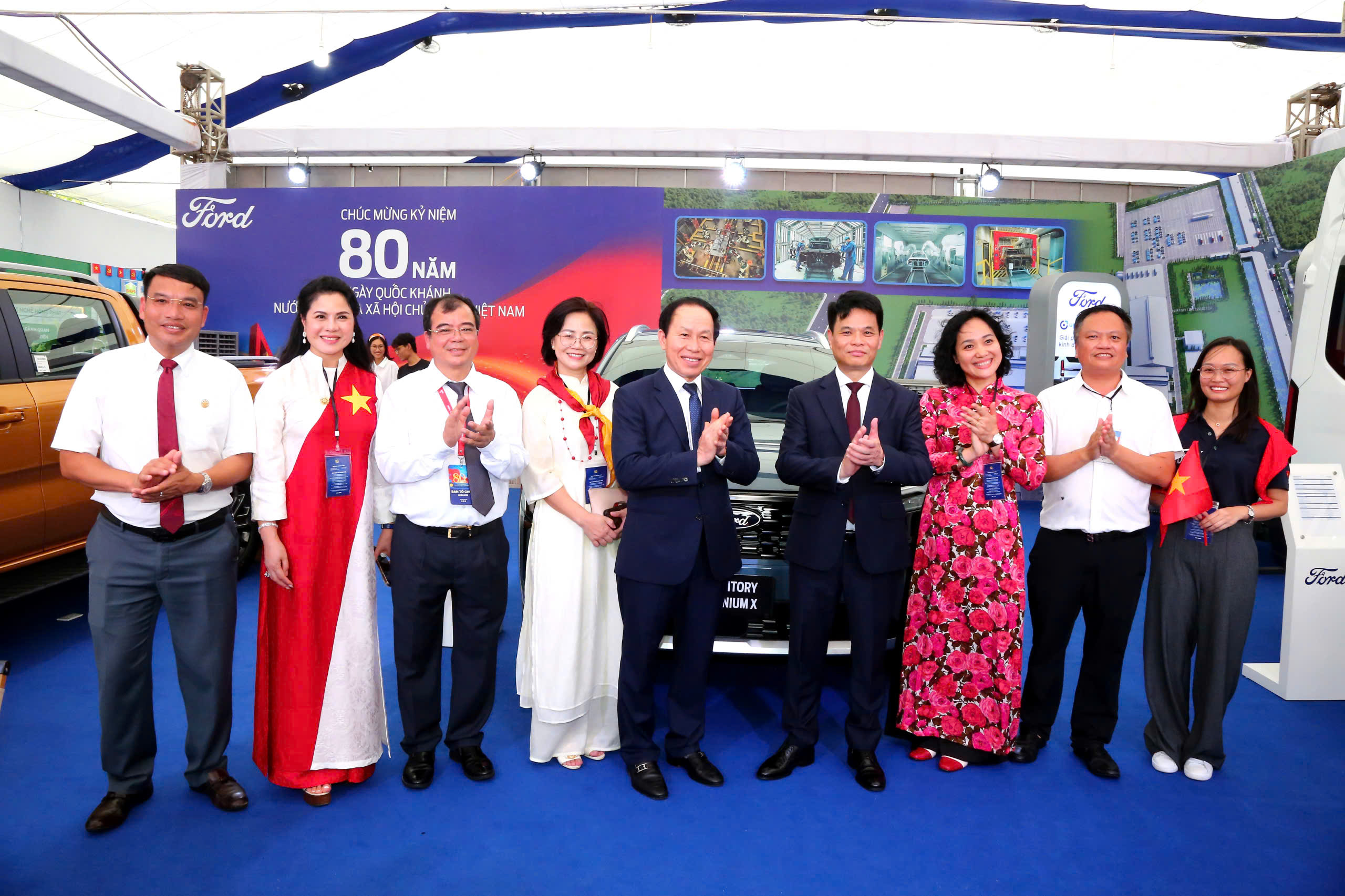 Από τις 8 Σεπτεμβρίου, το Χάι Φονγκ θα παραλαμβάνει και θα αφήνει δωρεάν άτομα που θα επισκέπτονται την Εθνική Έκθεση Επιτευγμάτων - φωτογραφία 1