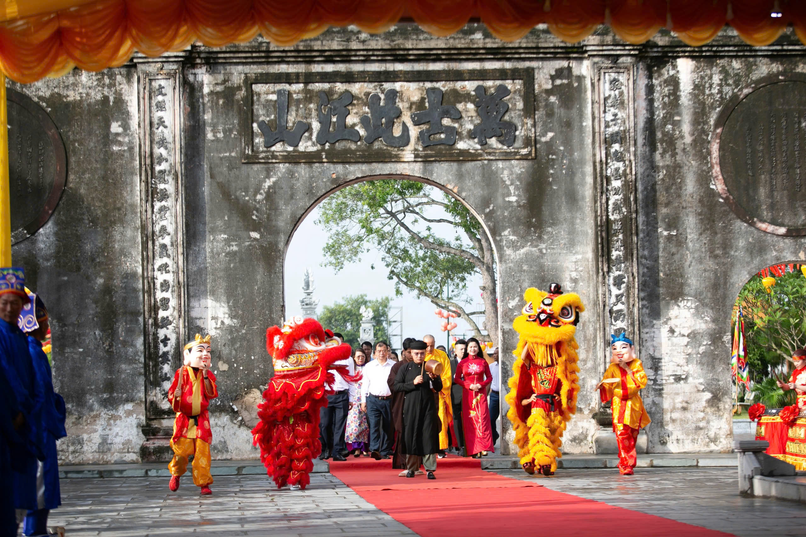 ពិធីបើកមហោស្រព Con Son - Kiep Bac Autumn Festival 2025 - រូបថត 3