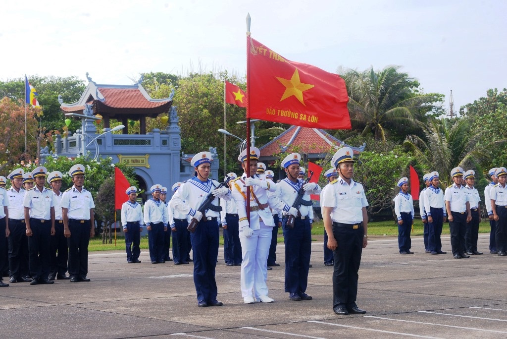 មេរៀនទី៣ - ភាពរឹងមាំថ្មីនៅ Truong Sa - រូបថត ១