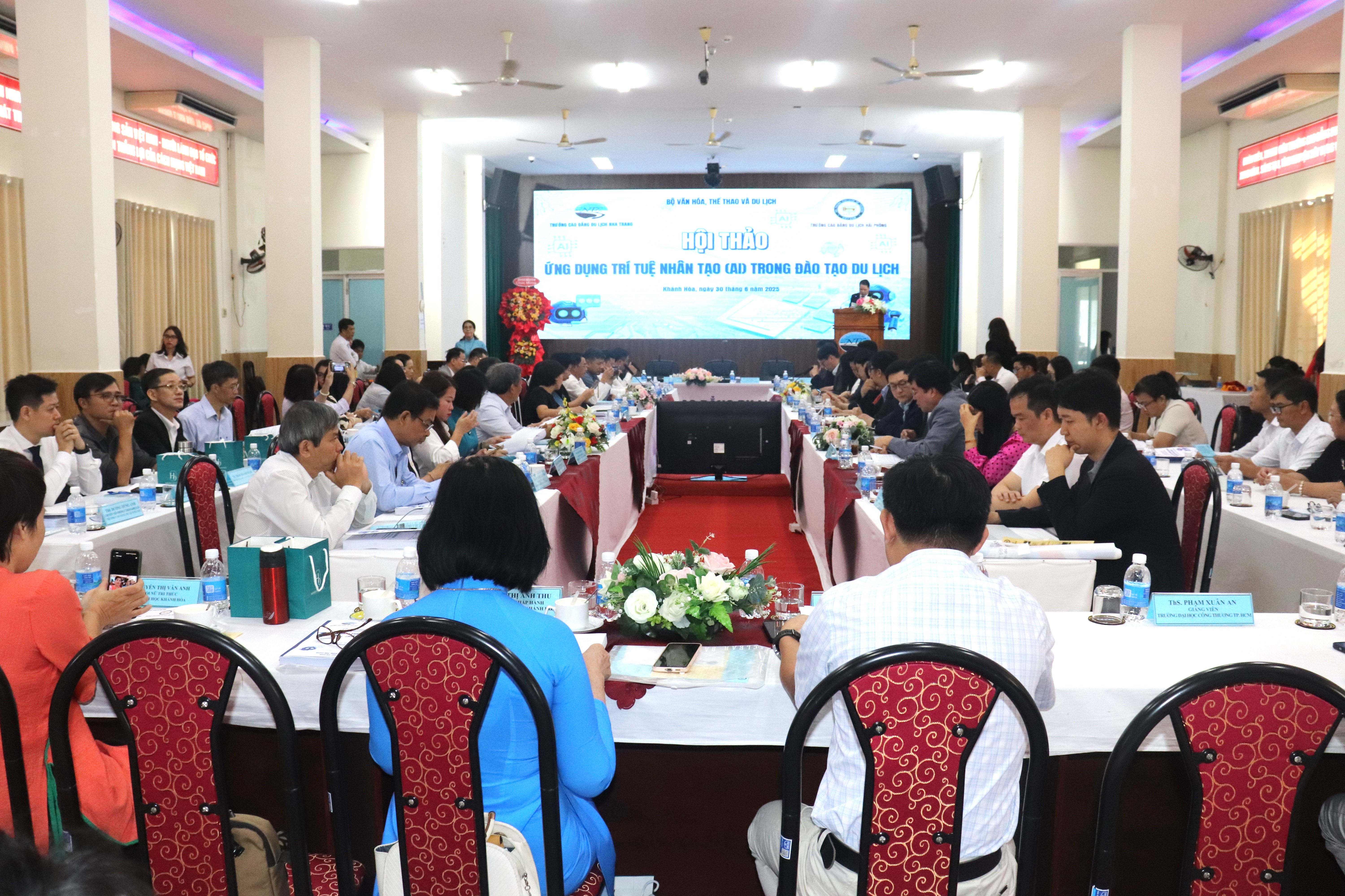 Bengkel penerapan AI dalam latihan sumber manusia pelancongan - foto 1