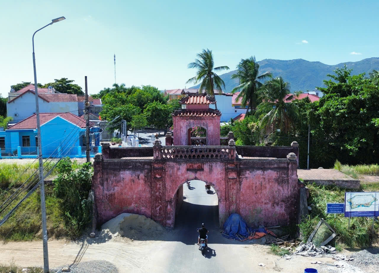 ຄານຮ່ວາ: ການສ້ອມແປງ ແລະ ປະດັບປະດາປູຊະນີຍະສະຖານບູຮານ ດ້ຽນແຄງ ຍັງບໍ່ທັນສຳເລັດເທື່ອ - ຮູບທີ 10