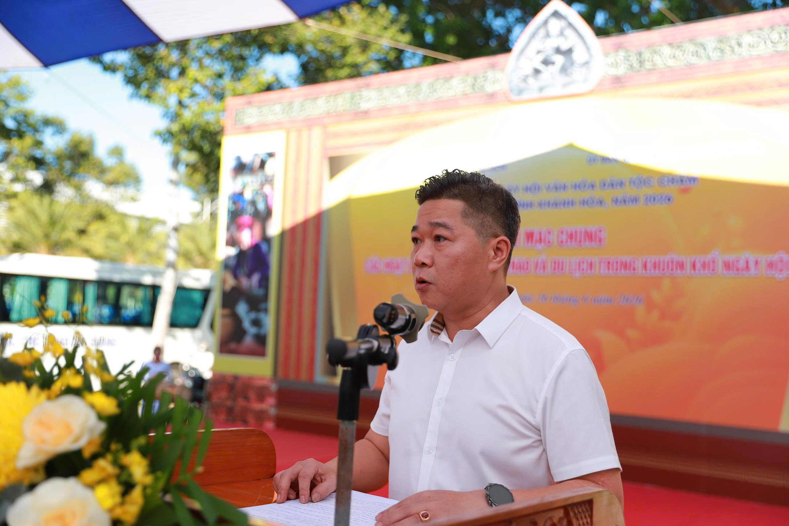 Khai mạc các hoạt động văn hóa, thể thao, du lịch Ngày hội Văn hóa dân tộc Chăm - ảnh 2