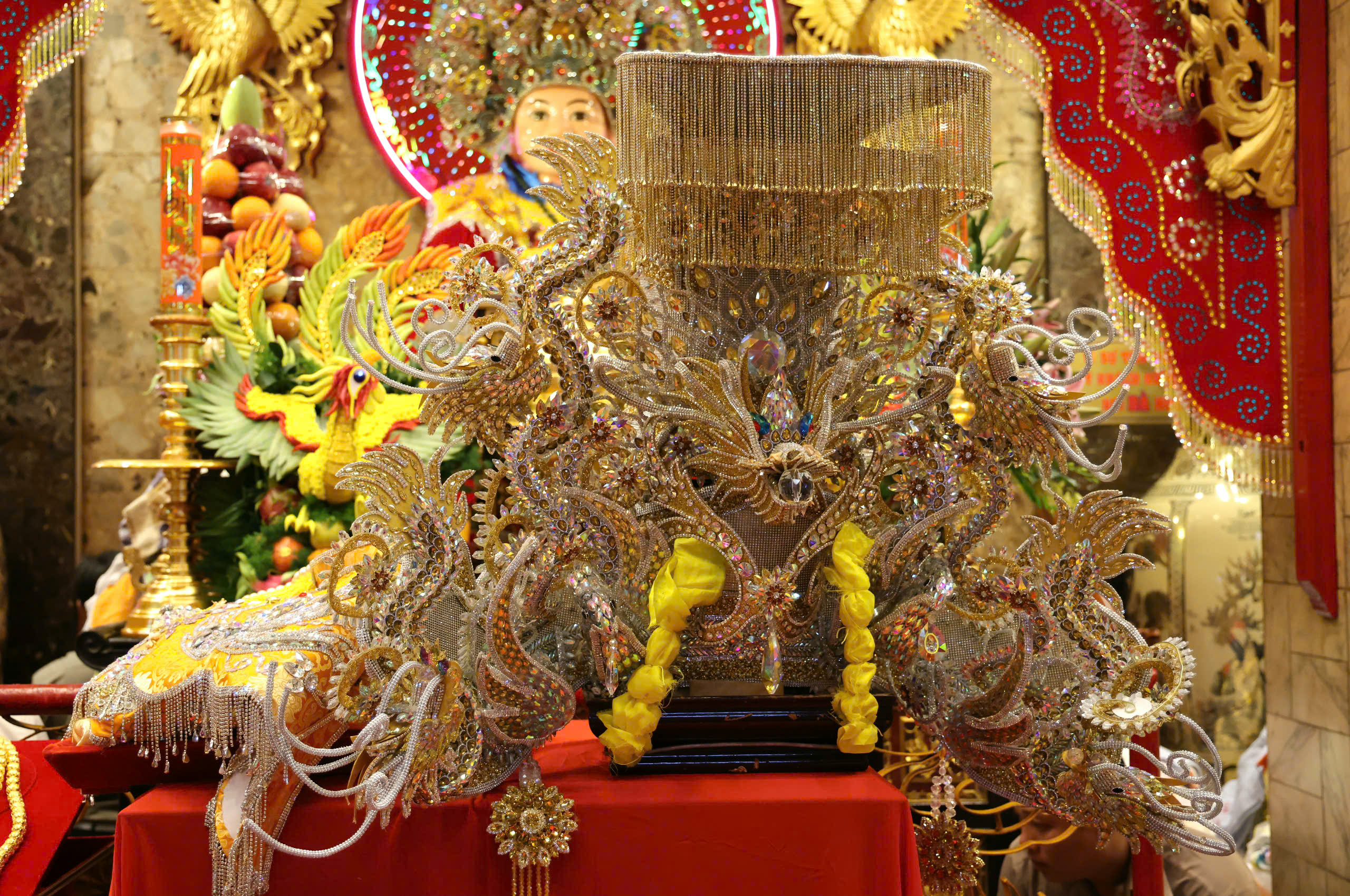 Högtidligt hölls badceremonin för Ba Chua Xu från Samberget - foto 7