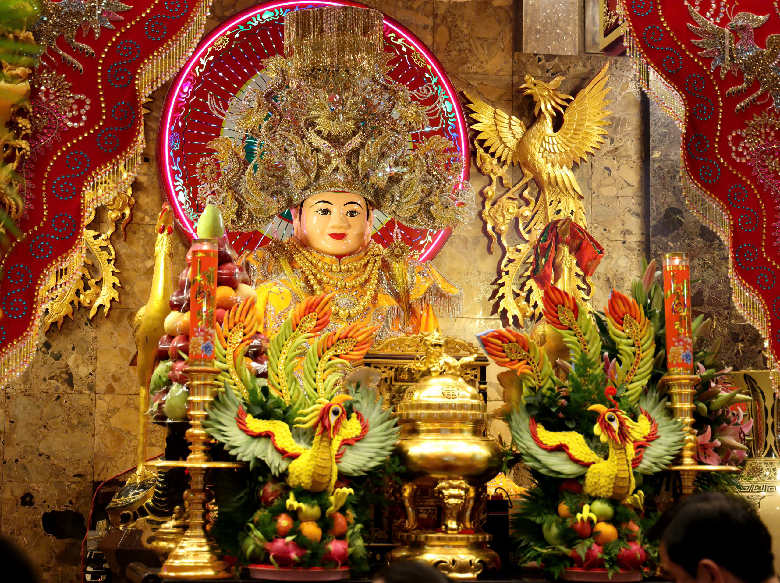 Högtidligt hölls badceremonin för Ba Chua Xu från Samberget - foto 11