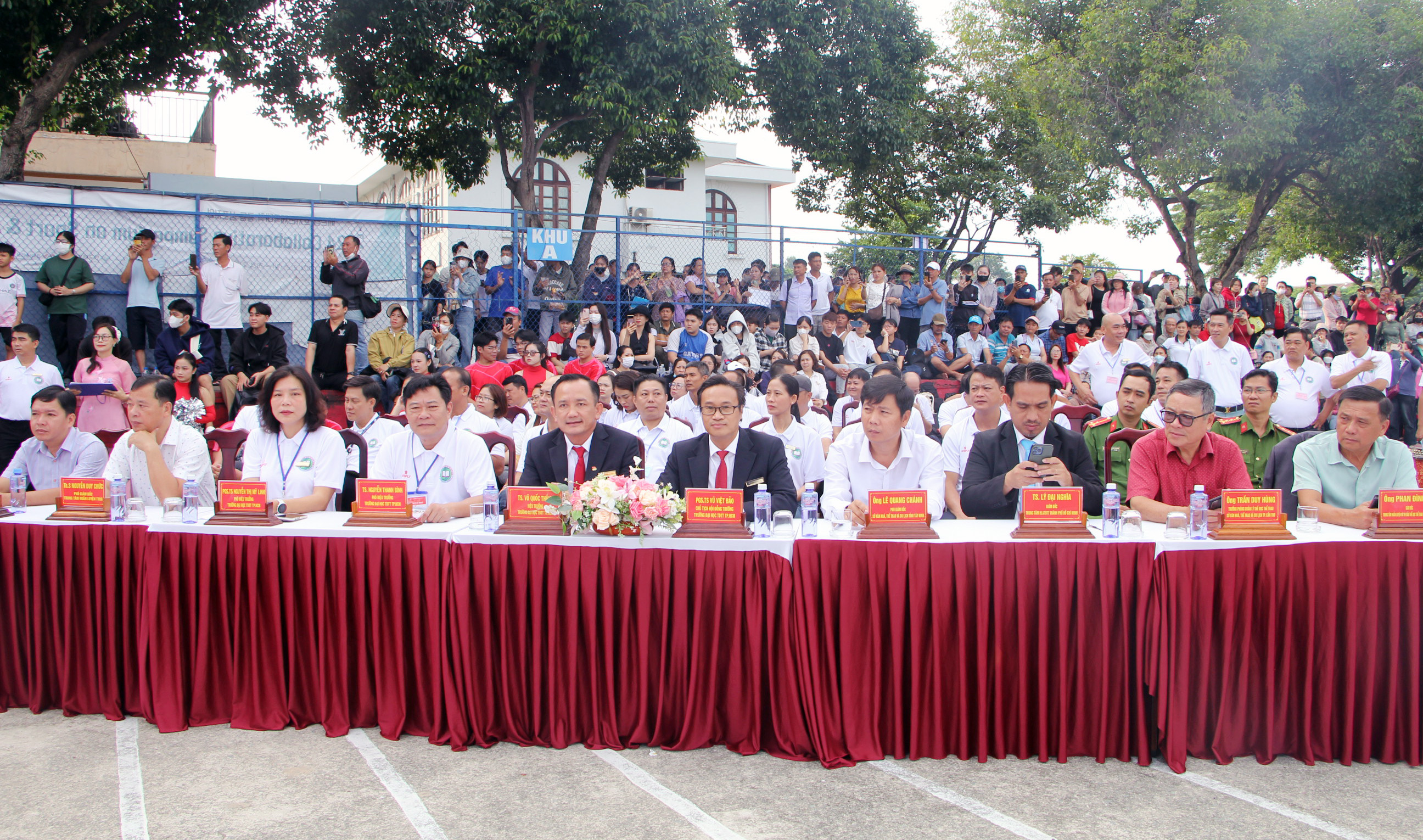 សាកលវិទ្យាល័យអប់រំកាយ និងកីឡាទីក្រុងហូជីមិញ បើកការប្រឡងចូលរៀនឆ្នាំ២០២៥ - រូបថត ៣