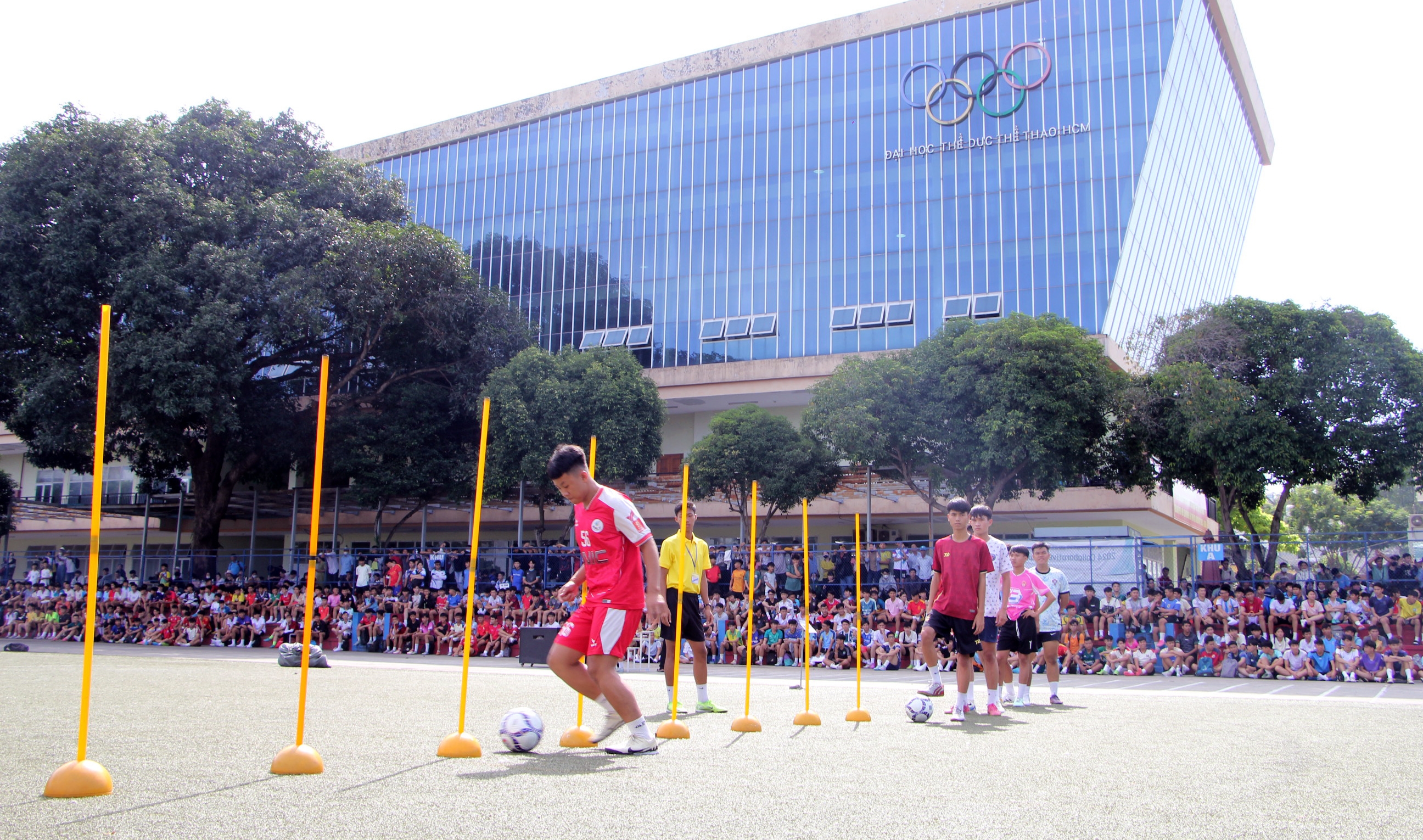 សាកលវិទ្យាល័យអប់រំកាយ និងកីឡាទីក្រុងហូជីមិញ បើកការប្រឡងចូលរៀនឆ្នាំ២០២៥ - រូបថត ៧