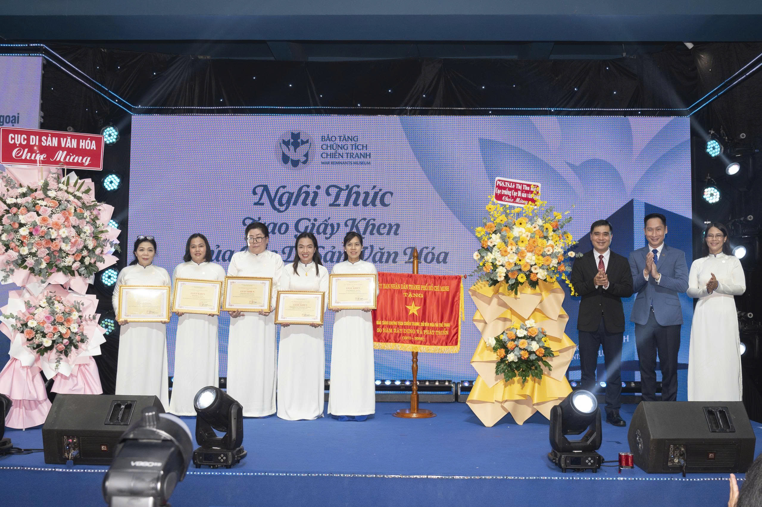 ភ្ញៀវទេសចរអន្តរជាតិ ១ ក្នុងចំណោម ៦ នាក់មកទីក្រុងហូជីមិញ ទស្សនាសារមន្ទីរសំណល់សង្គ្រាម - រូបថត ៣