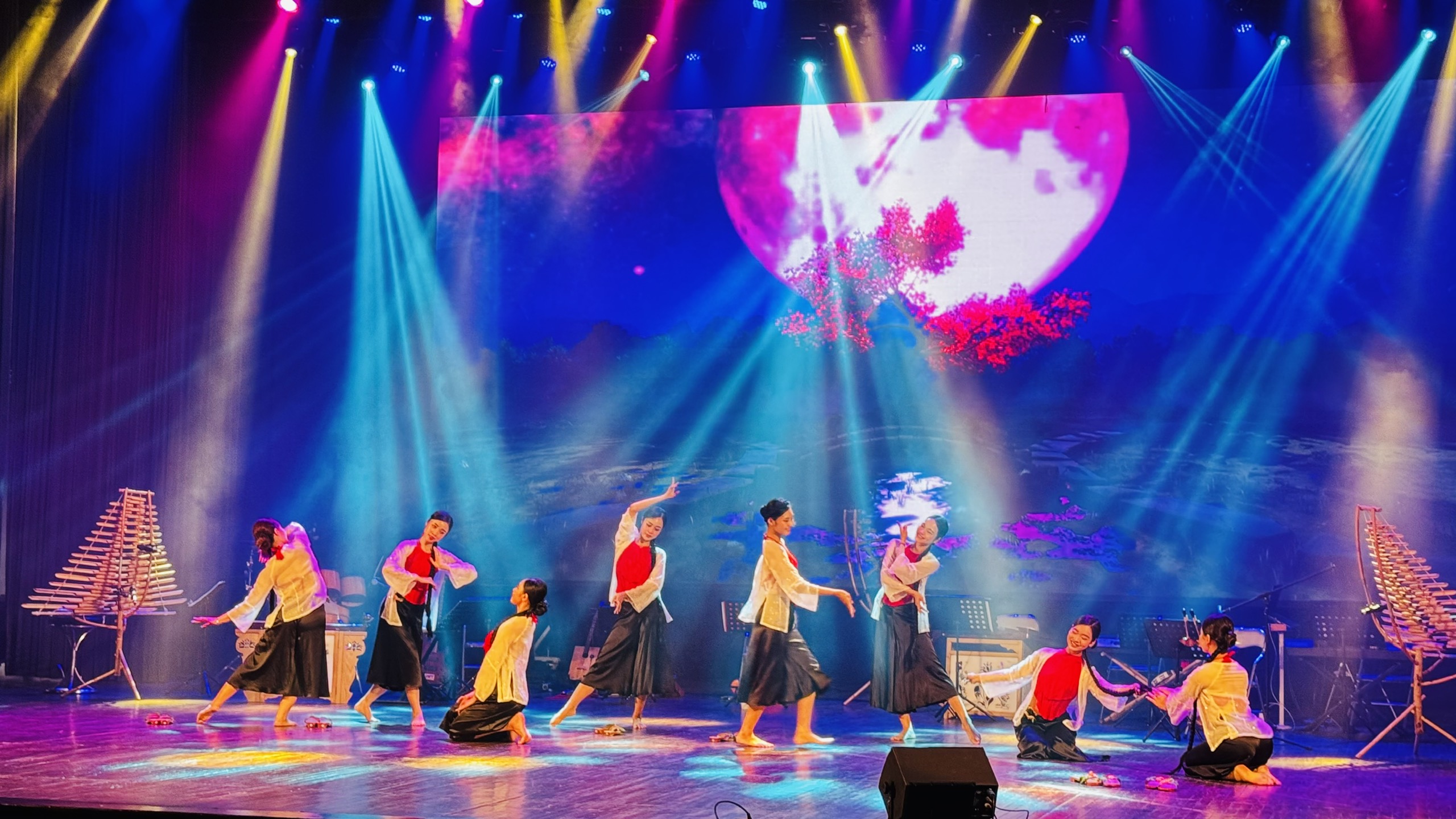 “Intisari Budaya Vietnam” Menyentuh Hati Saya - Foto 6