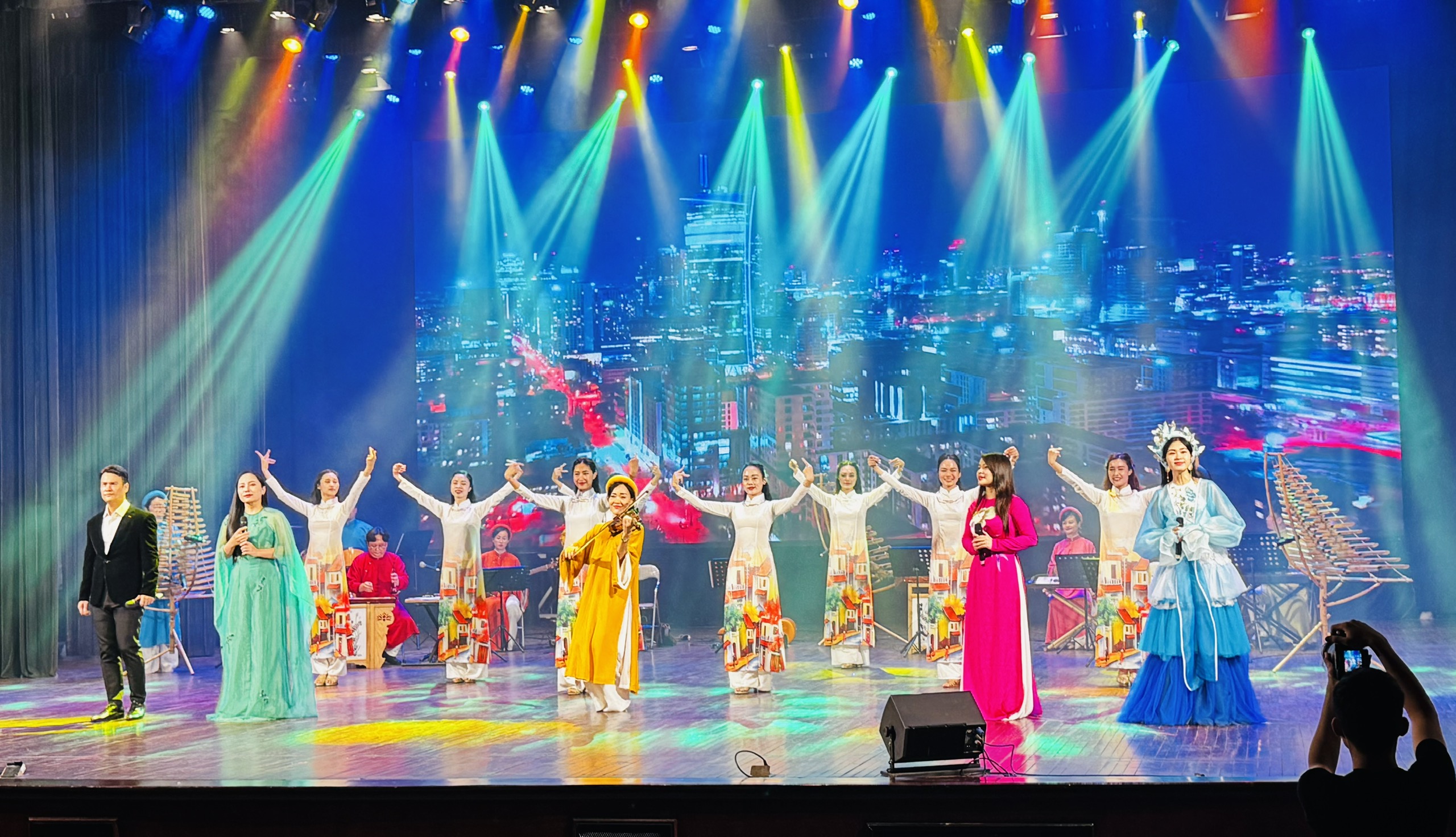 “Intisari Budaya Vietnam” Menyentuh Hati Saya - Foto 2